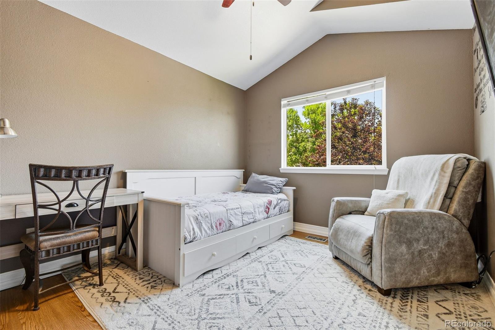 MLS Image #25 for 10417  bellaire court,denver, Colorado
