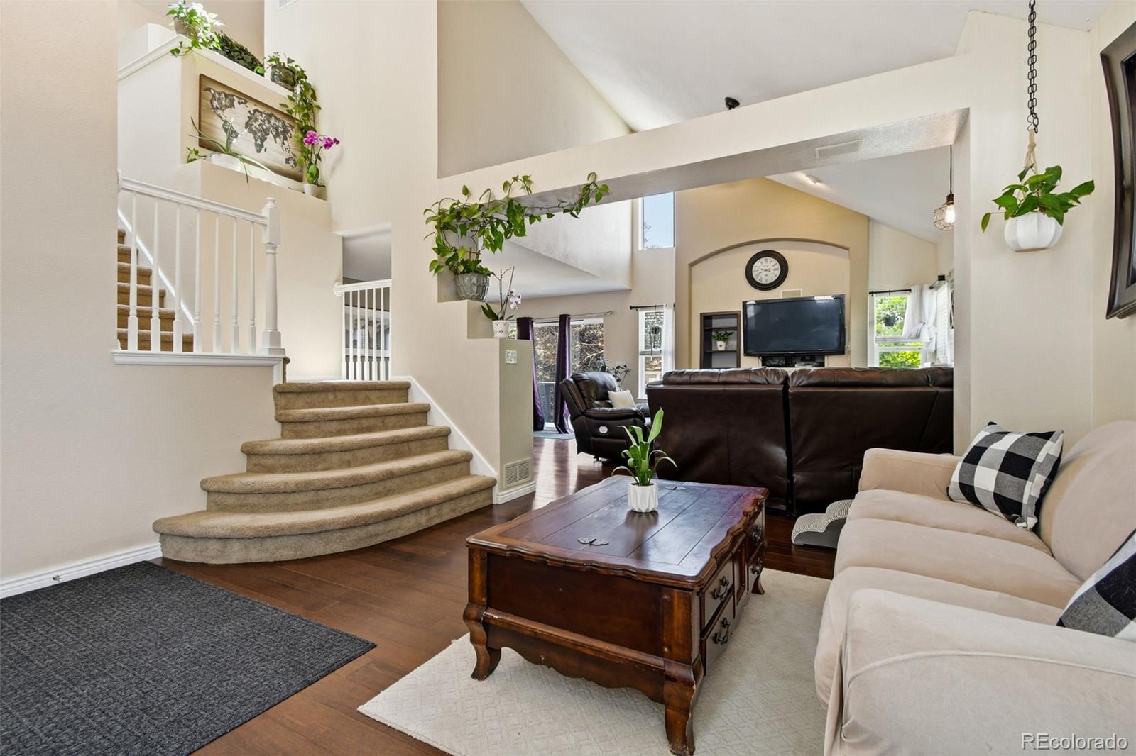 MLS Image #3 for 10417  bellaire court,denver, Colorado