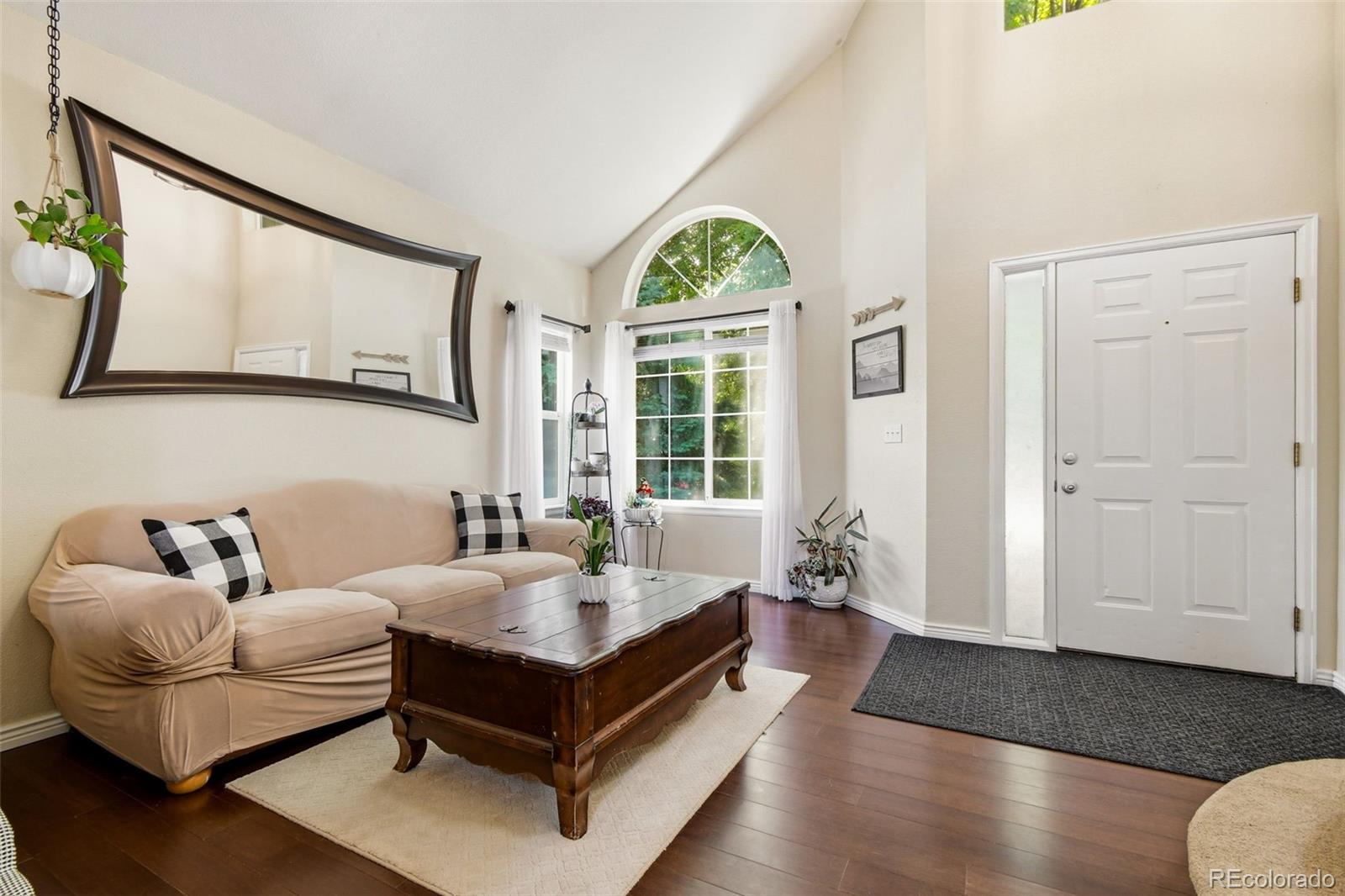 MLS Image #4 for 10417  bellaire court,denver, Colorado