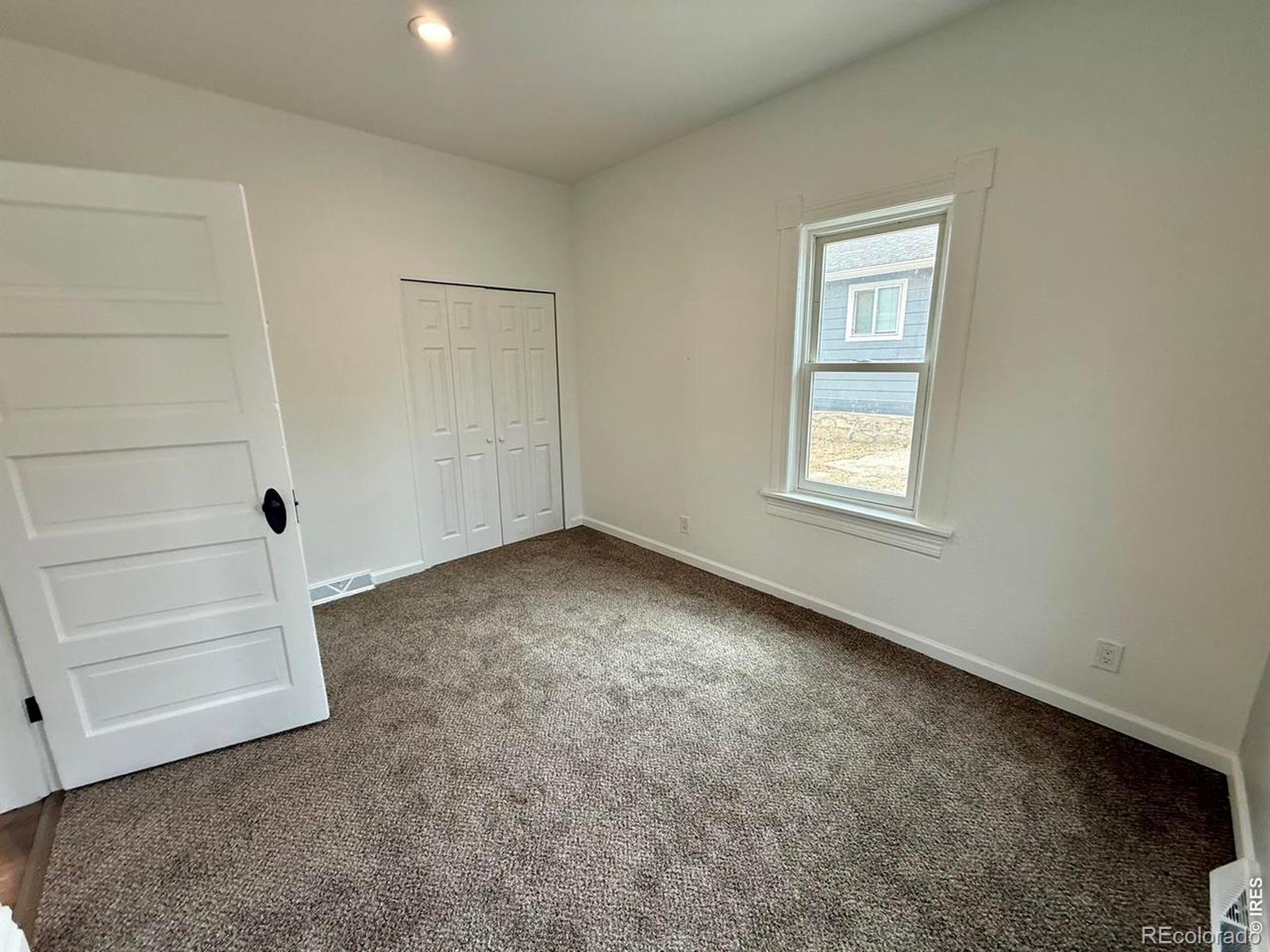 MLS Image #10 for 215  11th street,greeley, Colorado