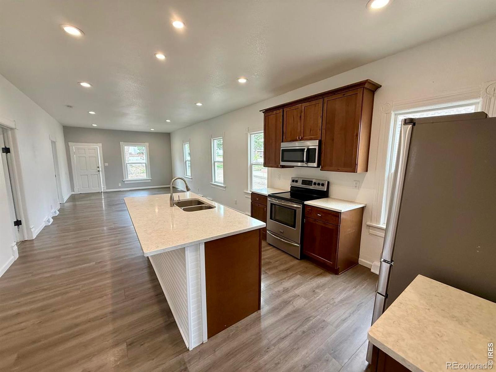 MLS Image #6 for 215  11th street,greeley, Colorado
