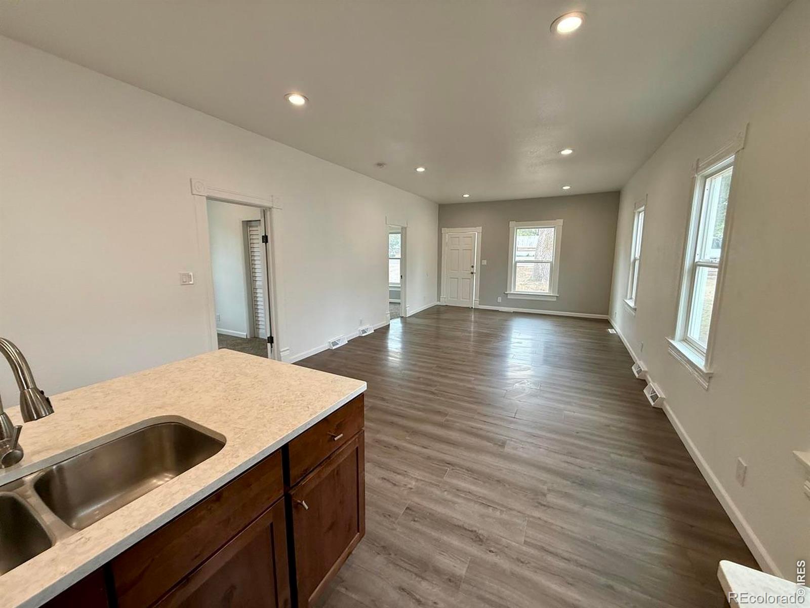MLS Image #9 for 215  11th street,greeley, Colorado