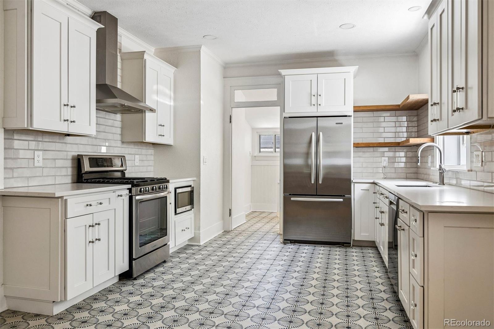 MLS Image #3 for 1138 s race street,denver, Colorado