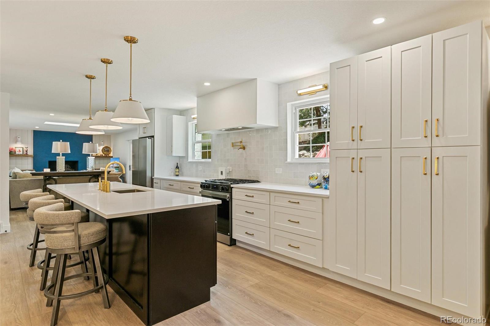 MLS Image #11 for 3798 s wabash street,denver, Colorado