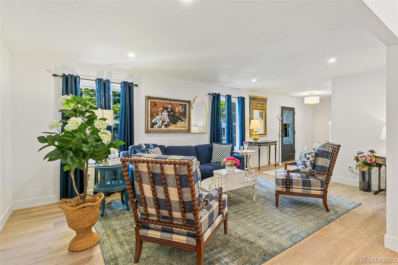 MLS Image #5 for 3798 s wabash street,denver, Colorado