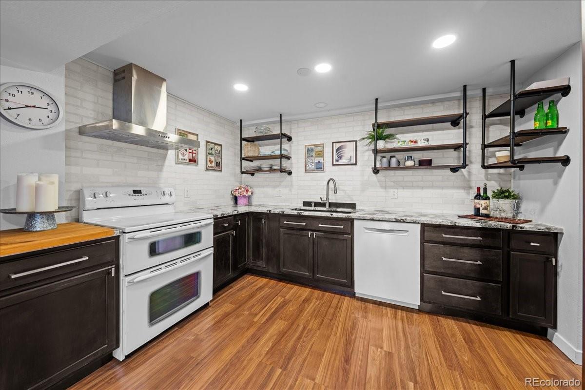 MLS Image #32 for 13970 w cornell avenue,lakewood, Colorado