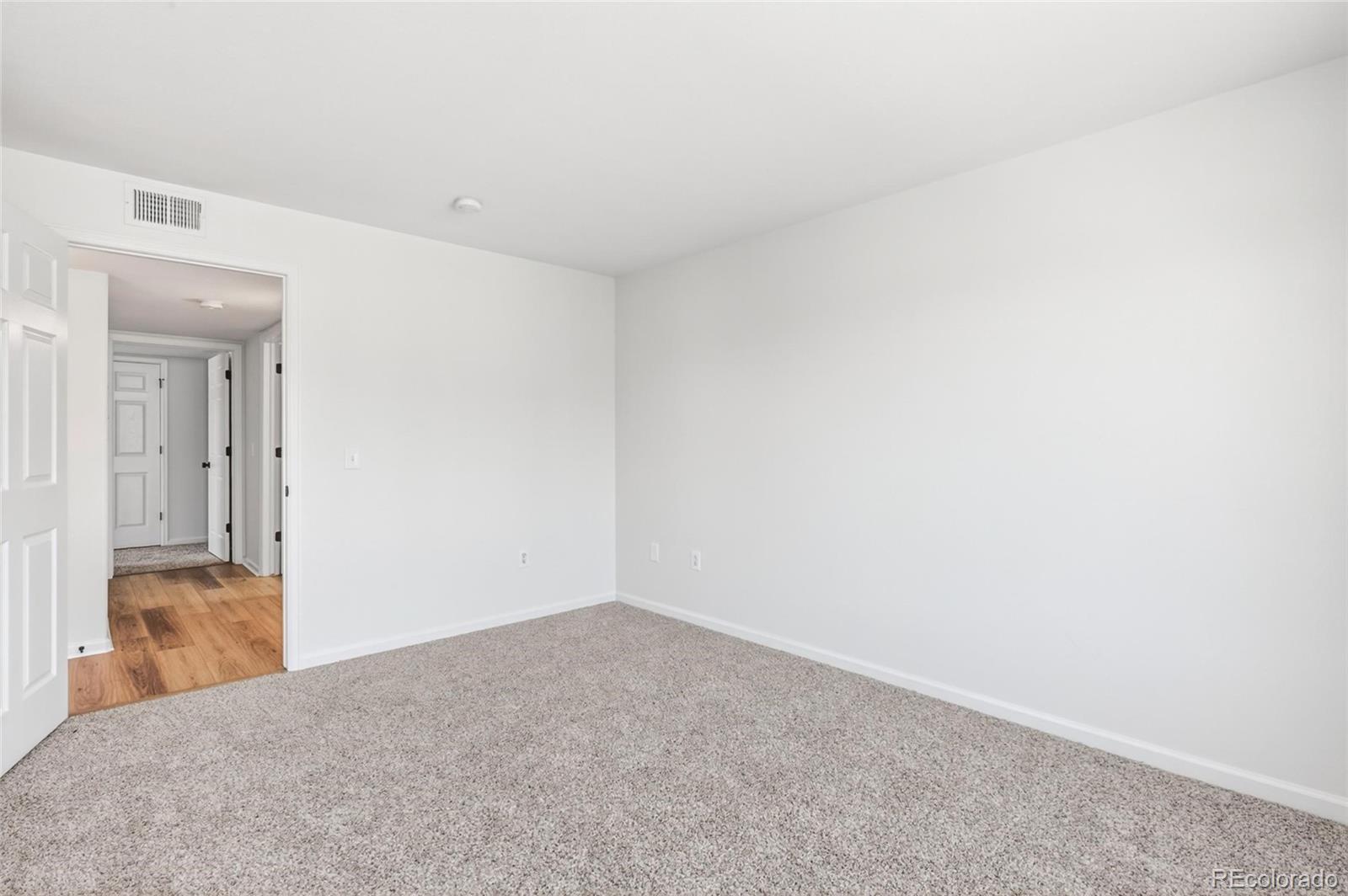 MLS Image #12 for 1414 s galena way,denver, Colorado