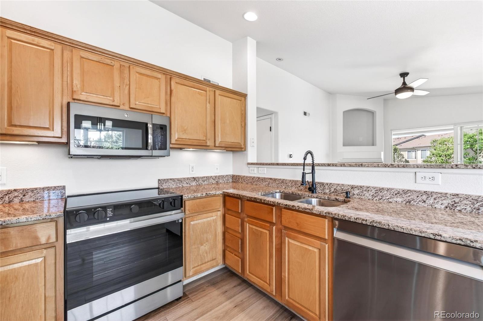 MLS Image #2 for 1414 s galena way,denver, Colorado