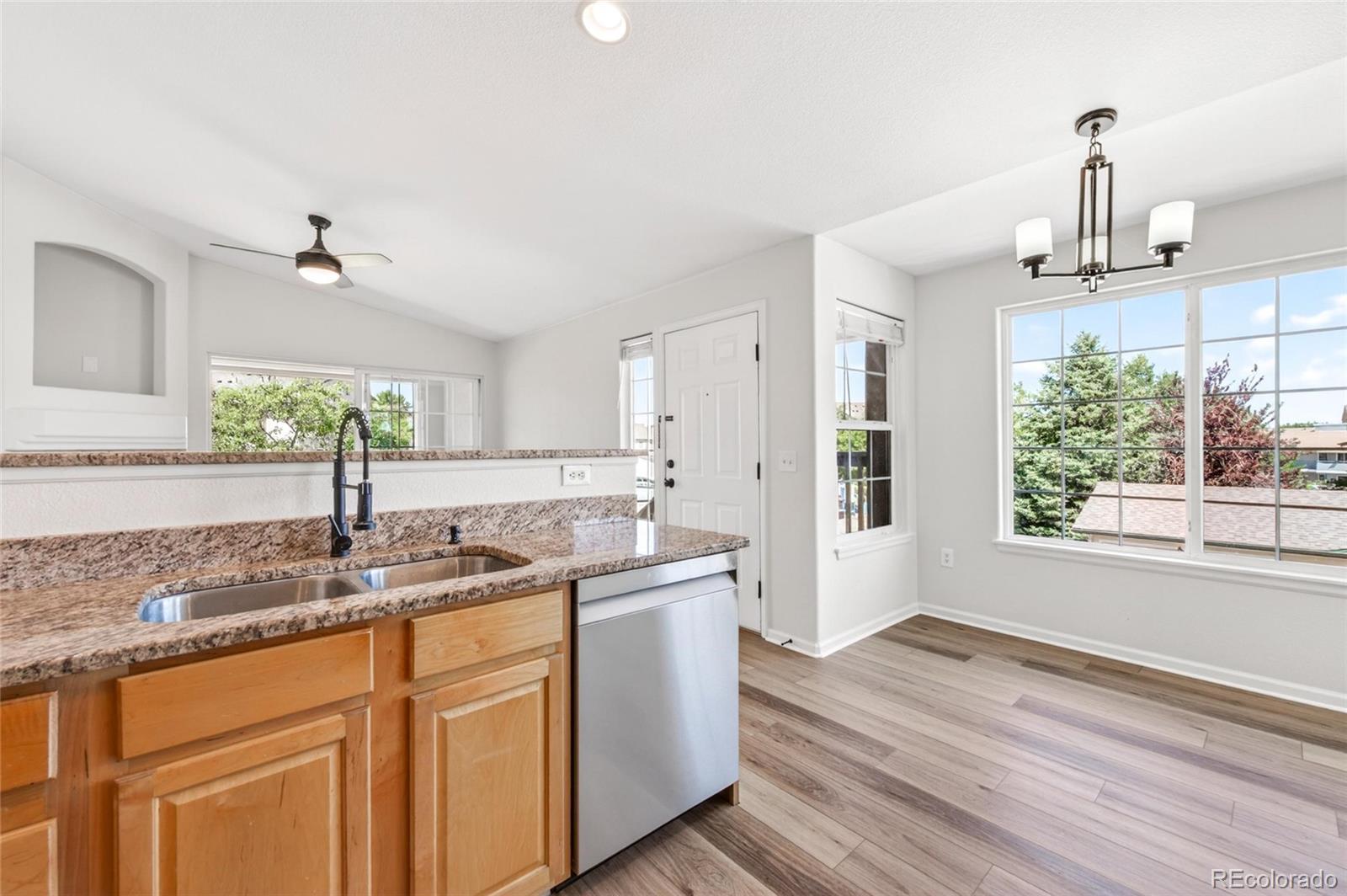 MLS Image #3 for 1414 s galena way,denver, Colorado