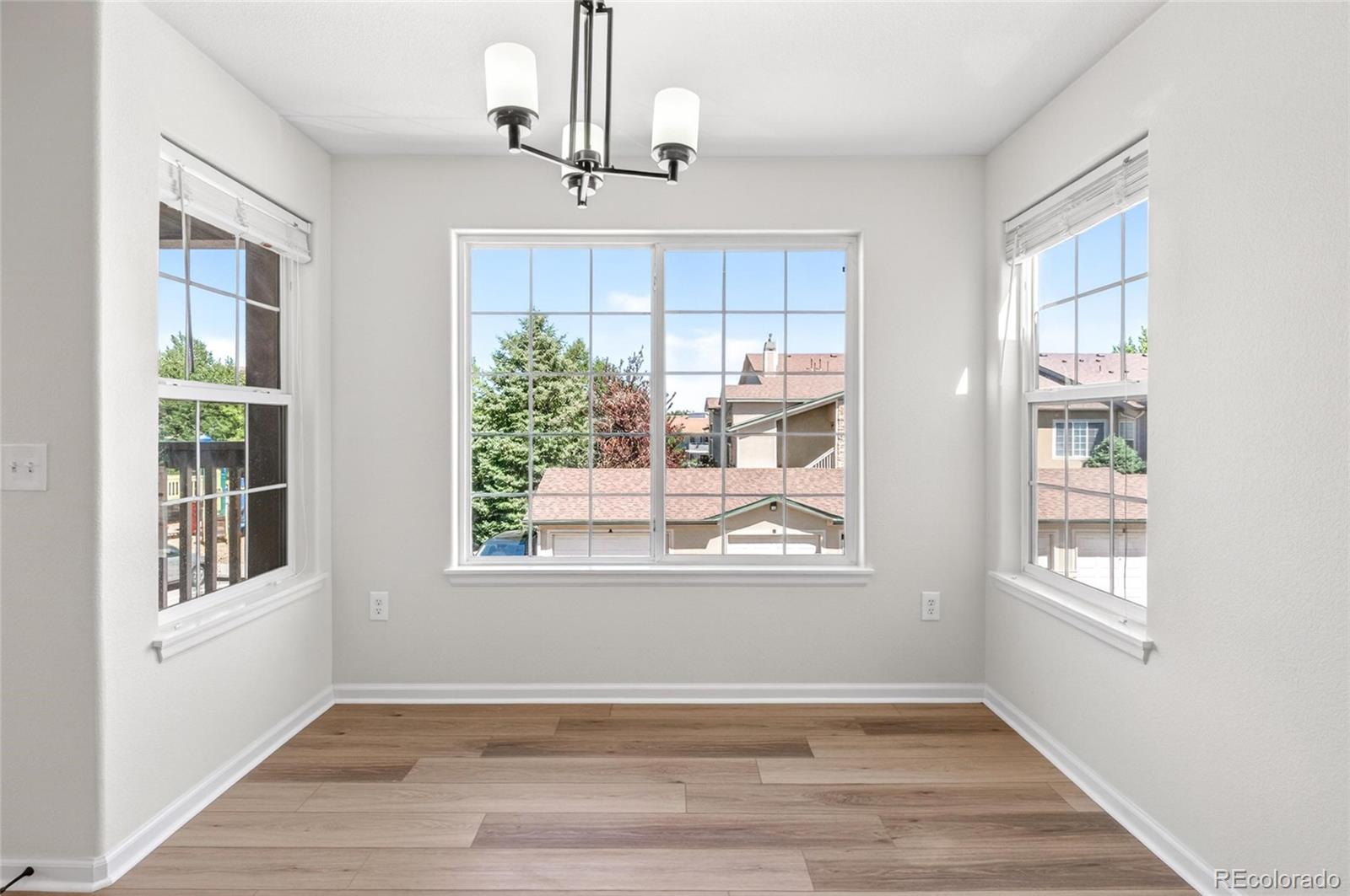MLS Image #4 for 1414 s galena way,denver, Colorado
