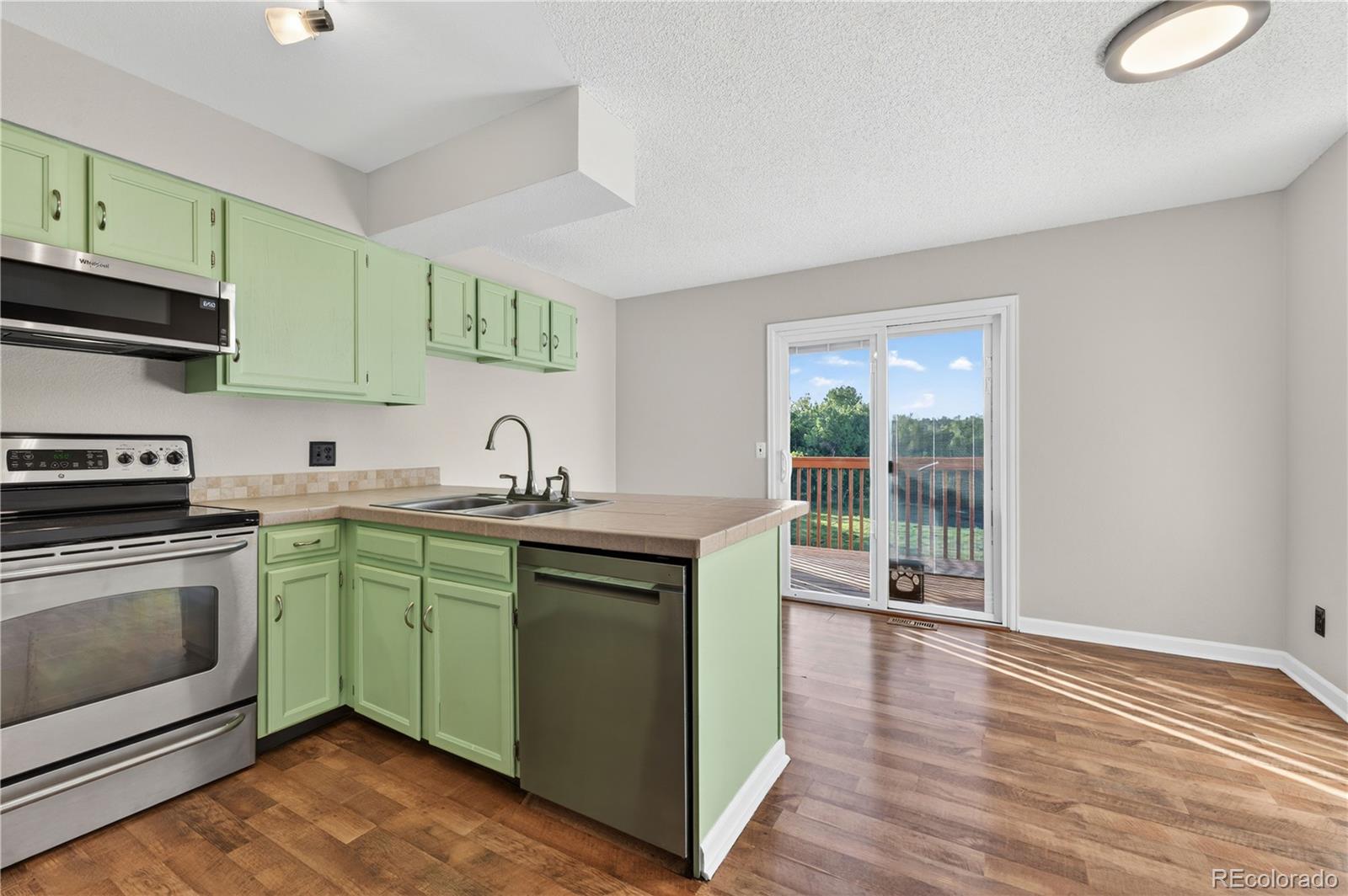 MLS Image #5 for 9767 w cornell place,lakewood, Colorado