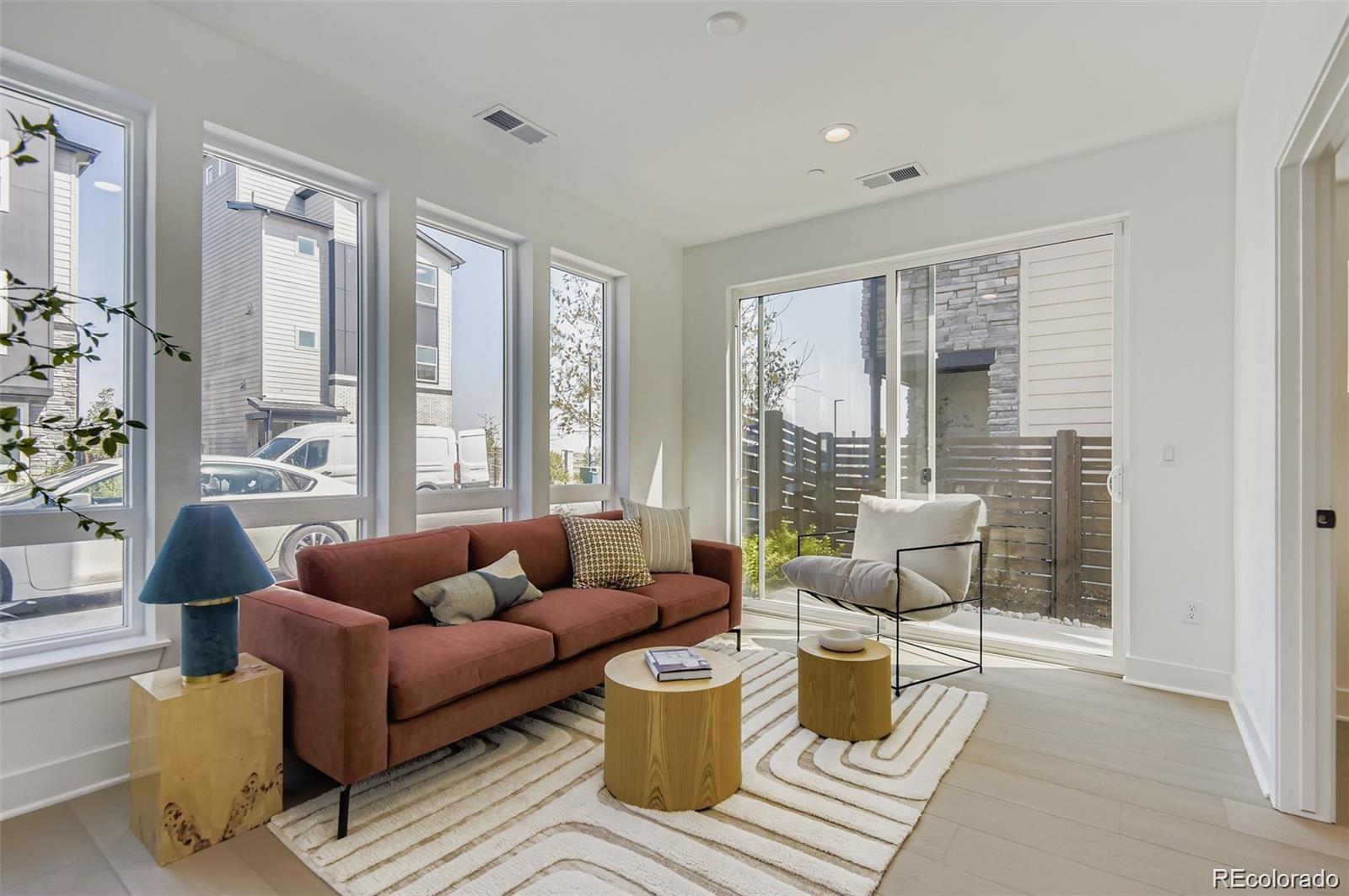 MLS Image #1 for 11008 e hinsdale circle,englewood, Colorado