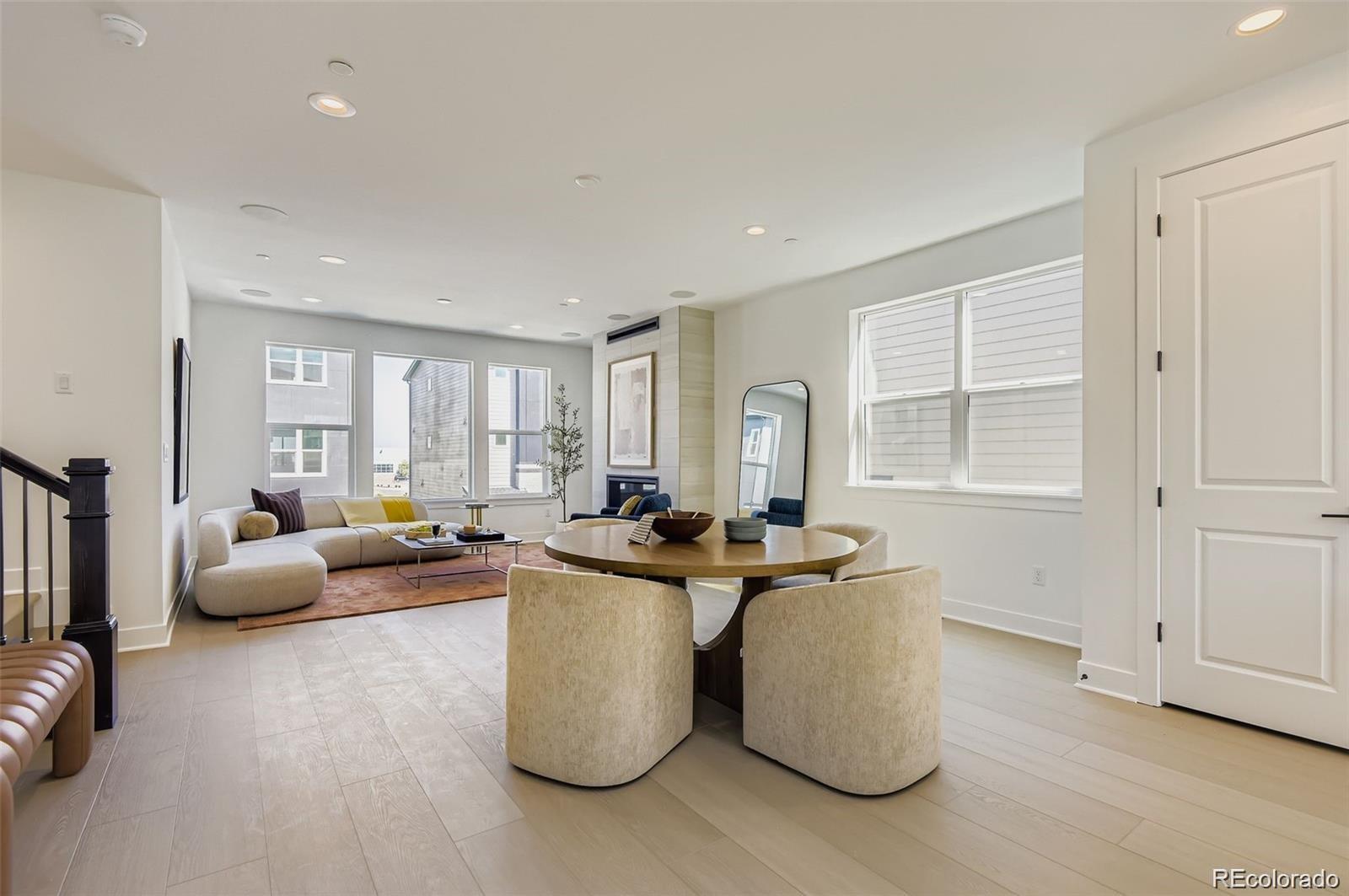 MLS Image #4 for 11008 e hinsdale circle,englewood, Colorado