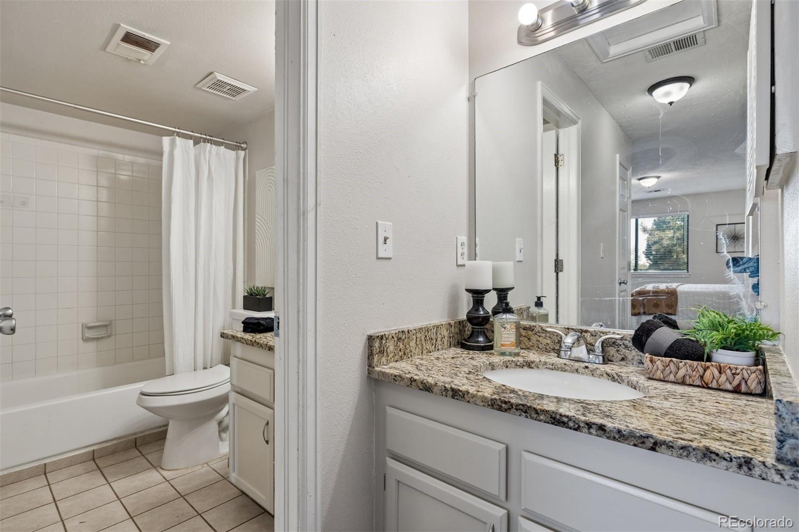 MLS Image #12 for 4351 s andes way,aurora, Colorado