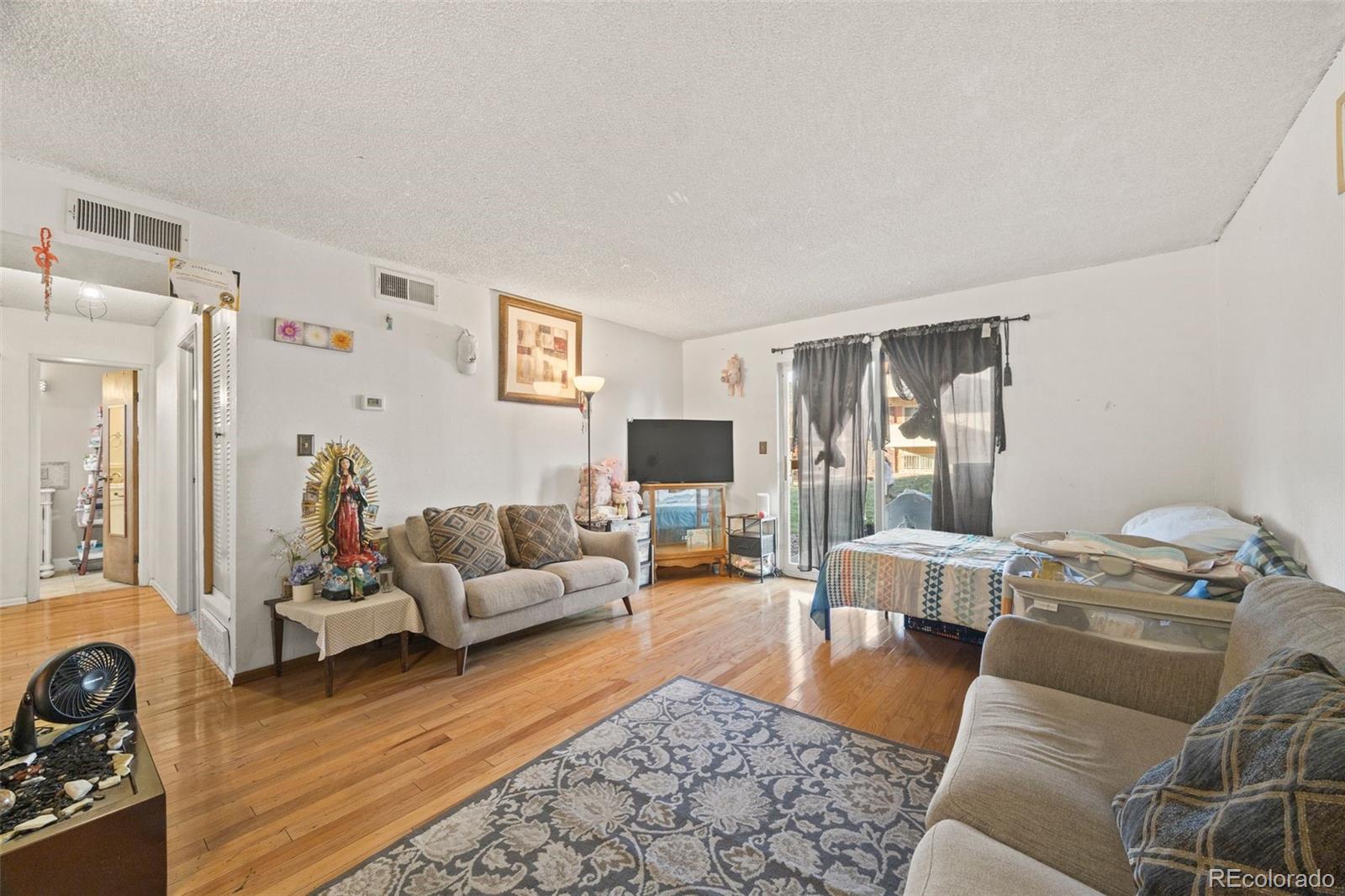 MLS Image #11 for 10211  ura lane 5-106,denver, Colorado