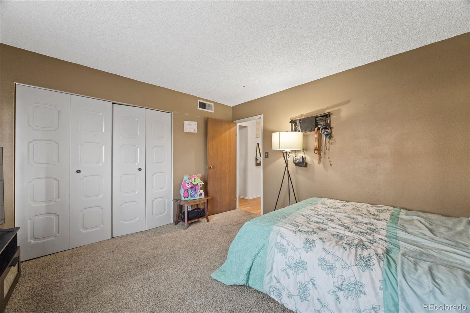 MLS Image #15 for 10211  ura lane 5-106,denver, Colorado