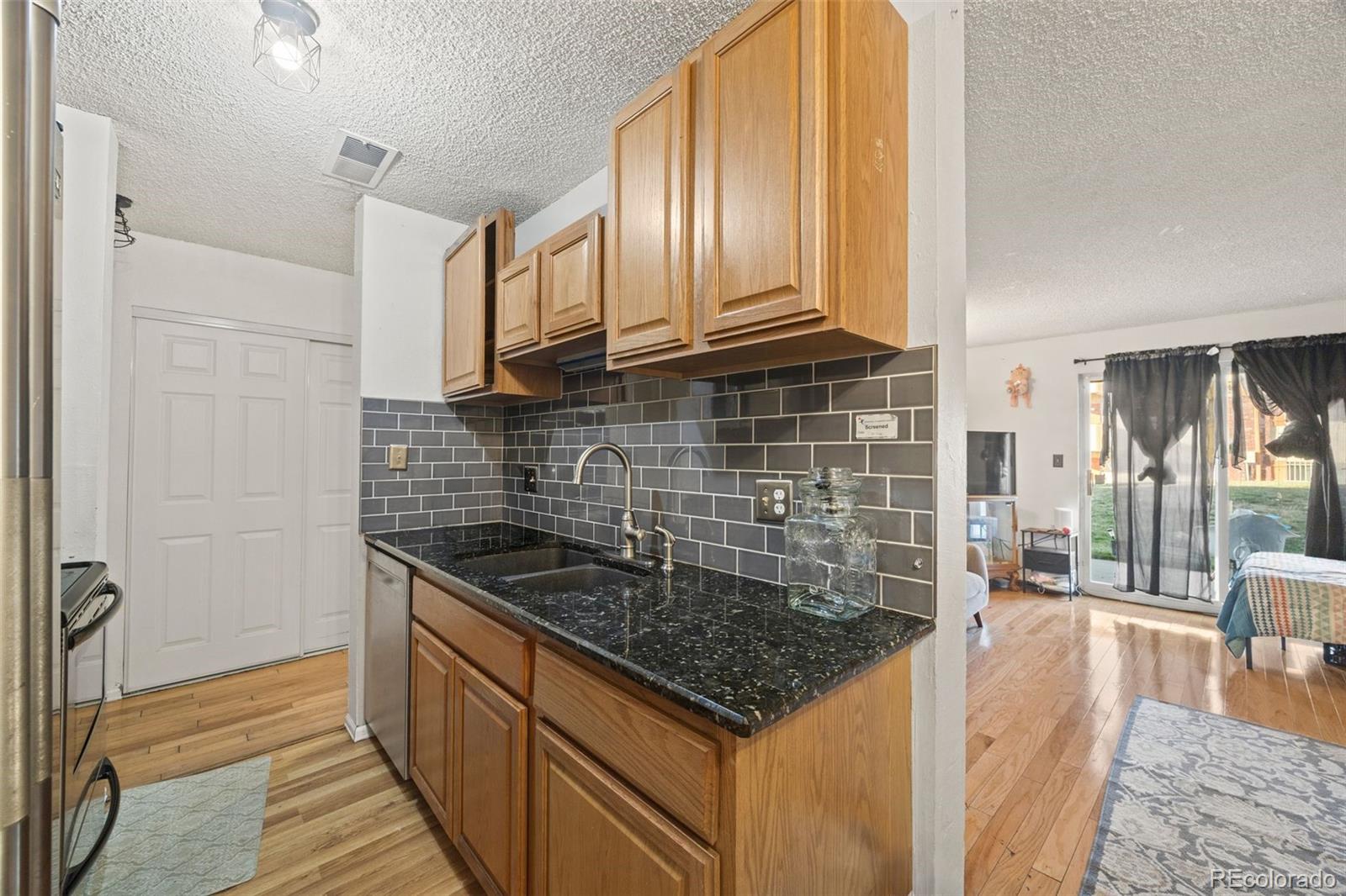 MLS Image #7 for 10211  ura lane 5-106,denver, Colorado