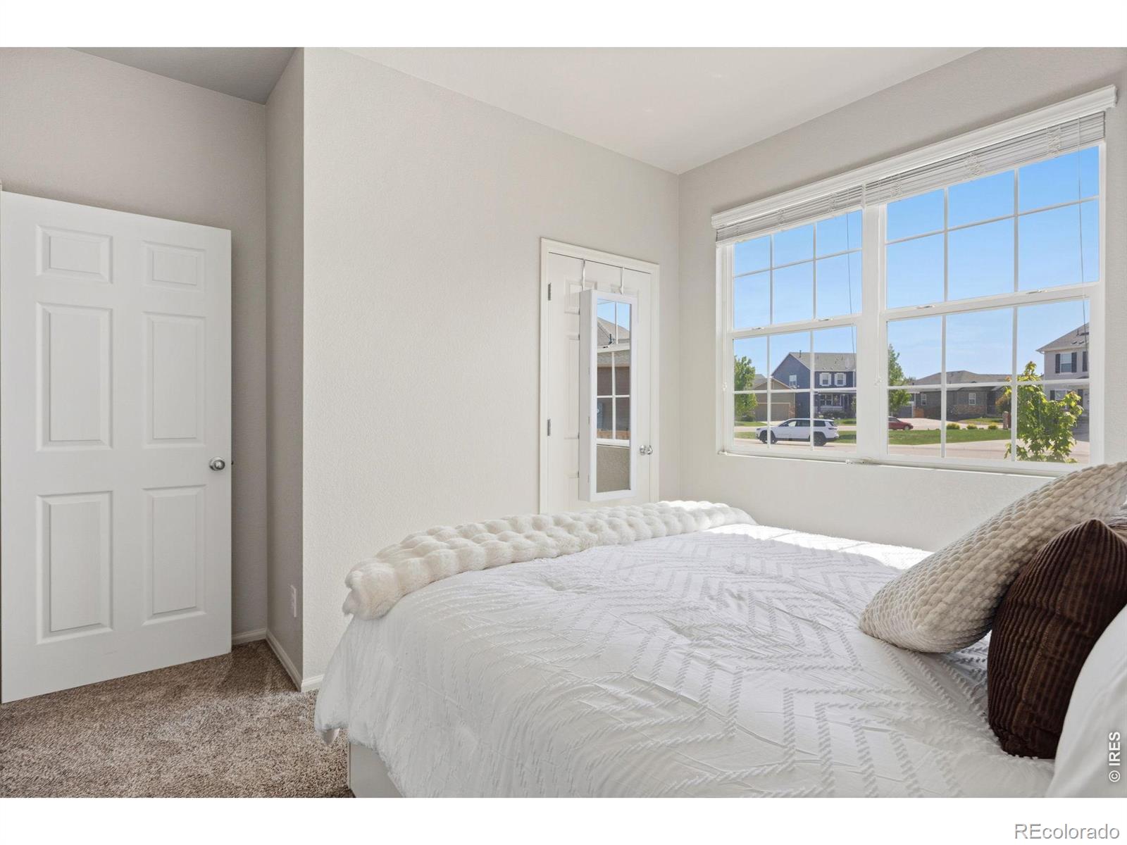 MLS Image #24 for 902  pierson court,windsor, Colorado