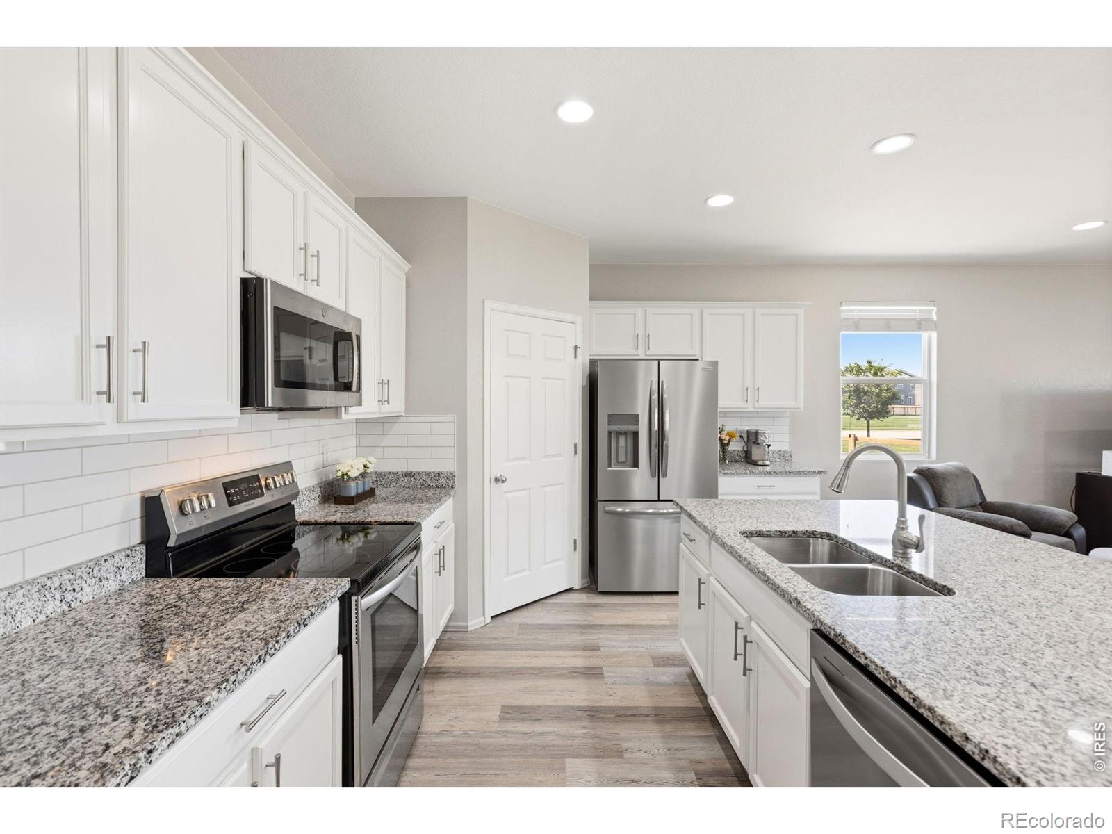 MLS Image #7 for 902  pierson court,windsor, Colorado
