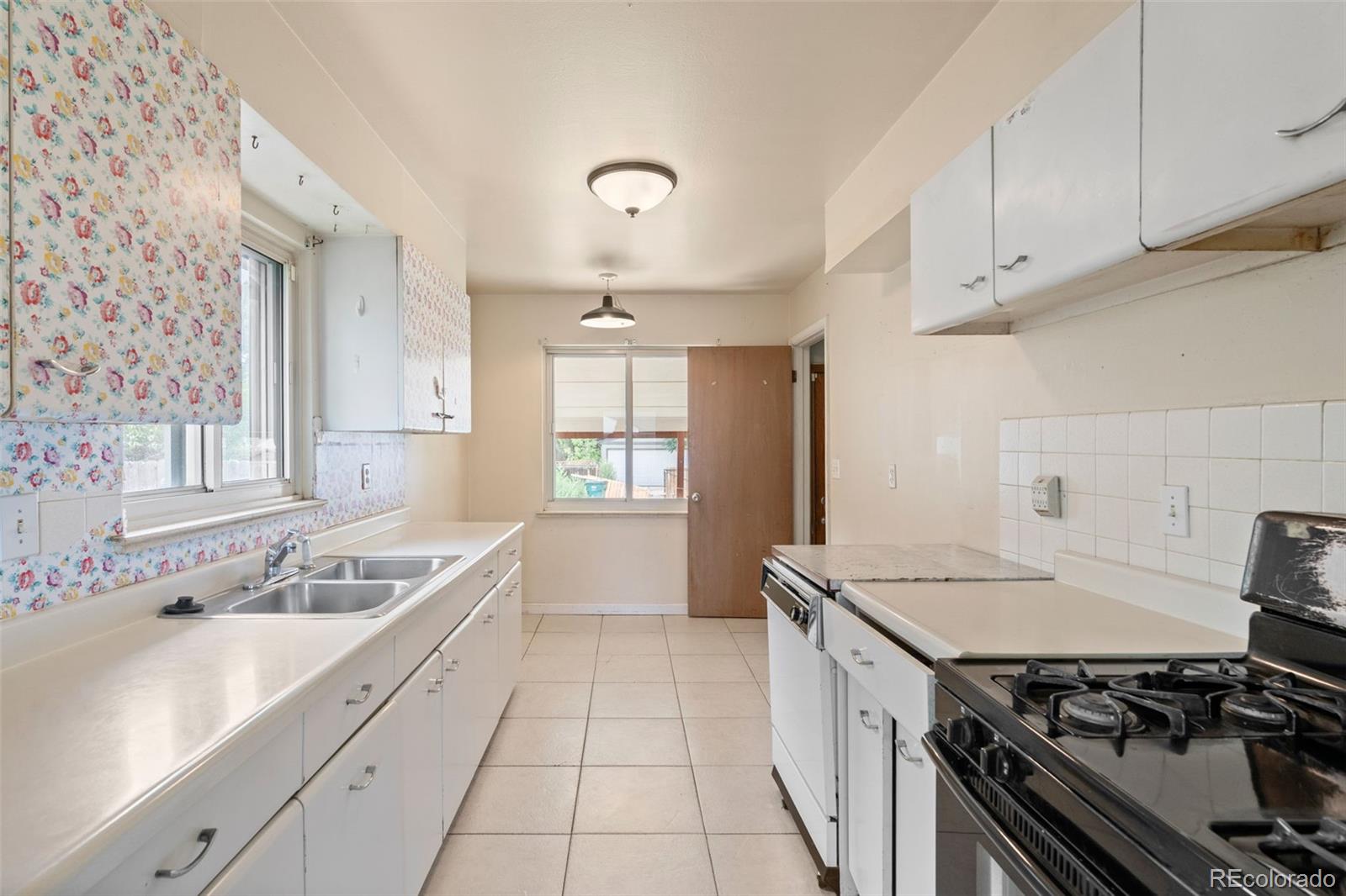 MLS Image #8 for 2351  jamaica street,aurora, Colorado
