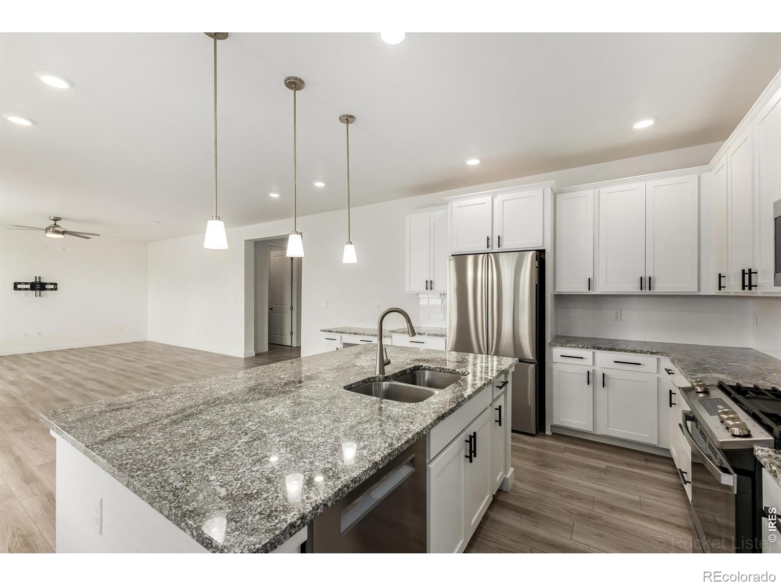 MLS Image #8 for 5339 e 147th avenue,thornton, Colorado