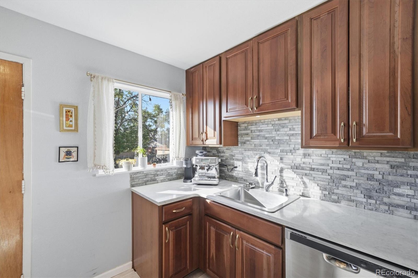 MLS Image #13 for 7870  valley view drive,denver, Colorado