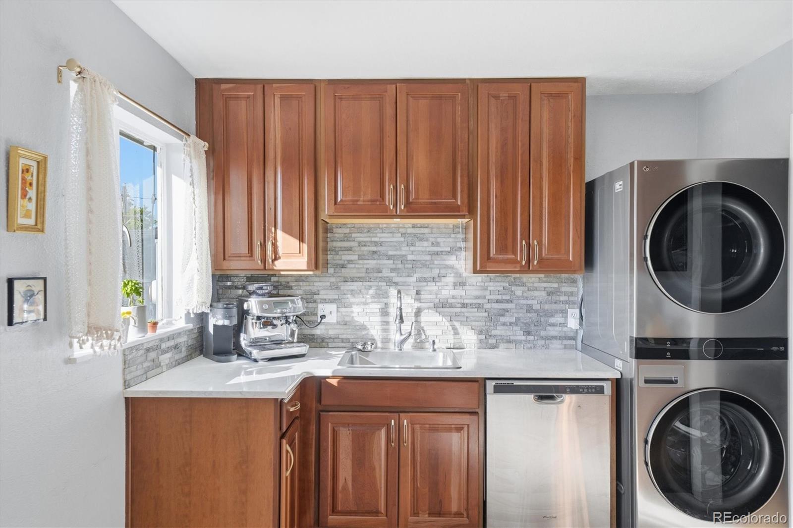 MLS Image #14 for 7870  valley view drive,denver, Colorado