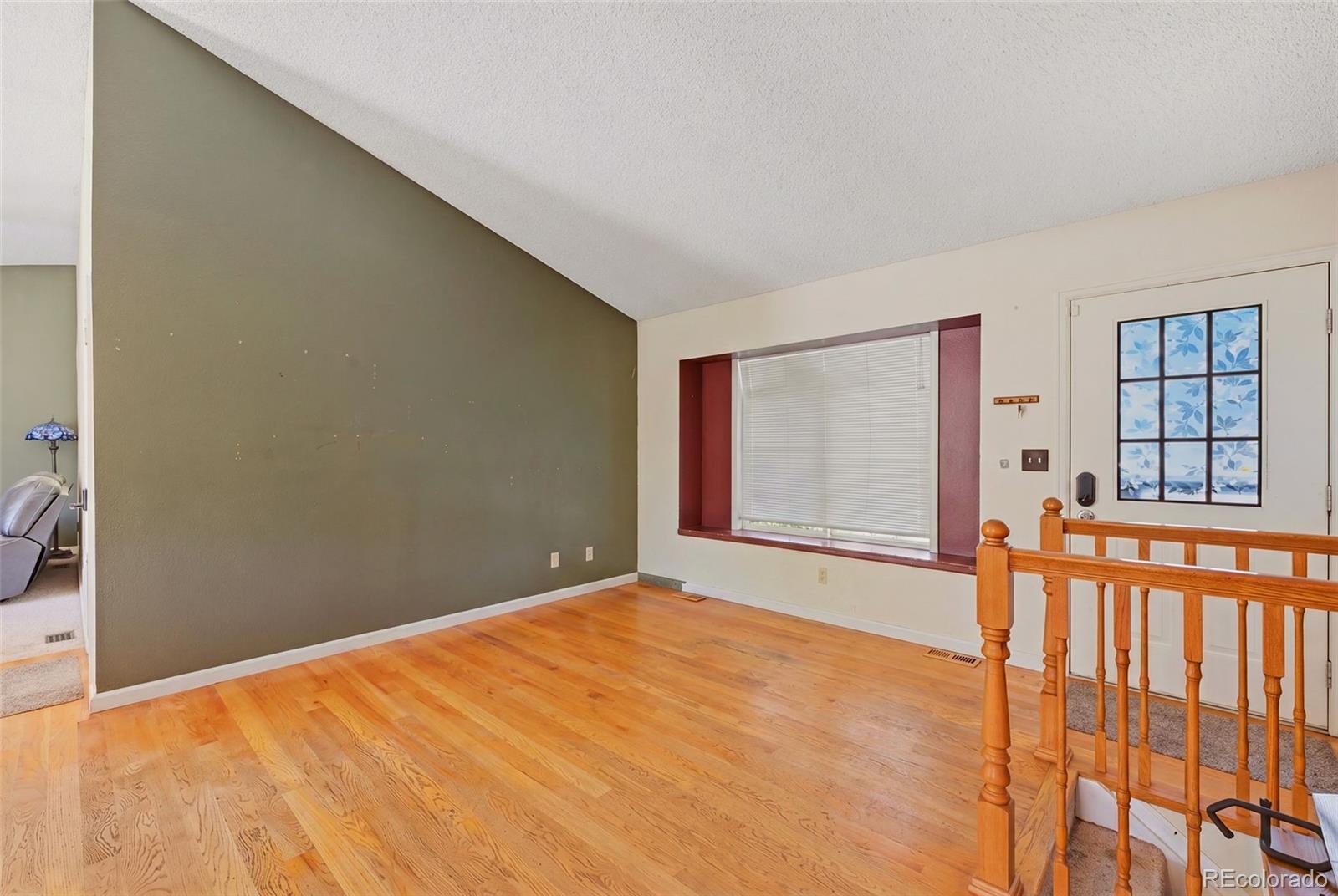 MLS Image #2 for 5800 s quatar circle,centennial, Colorado