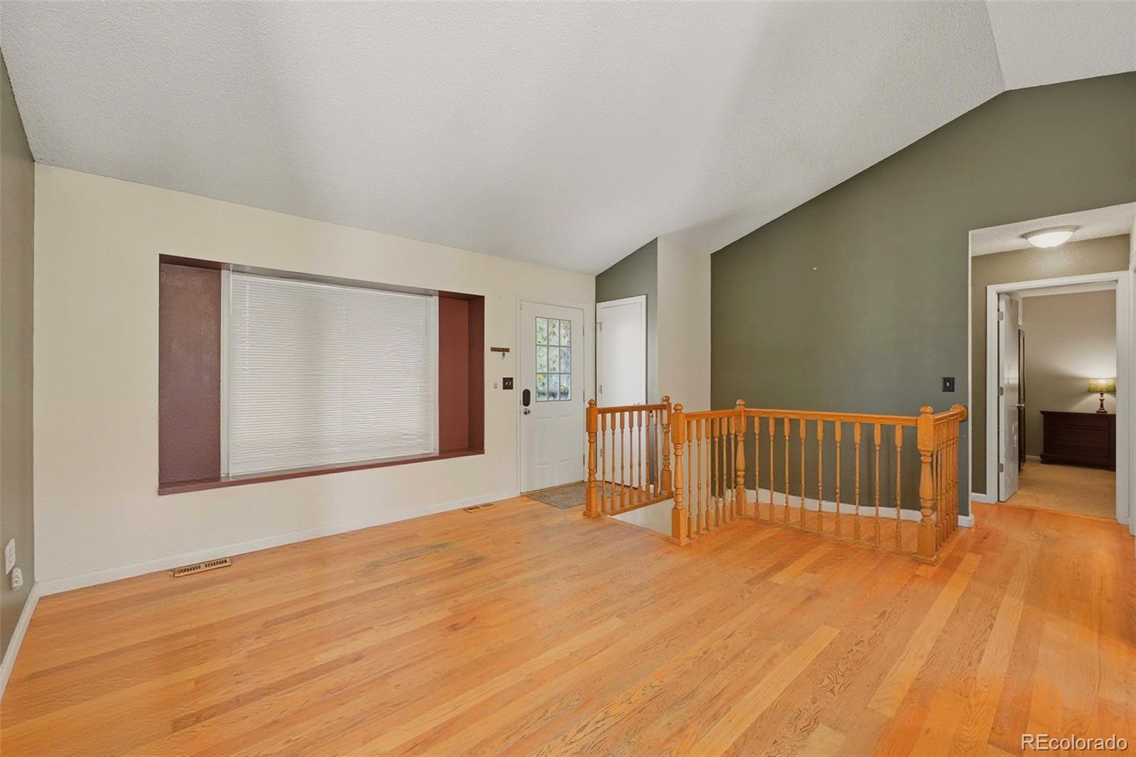 MLS Image #3 for 5800 s quatar circle,centennial, Colorado