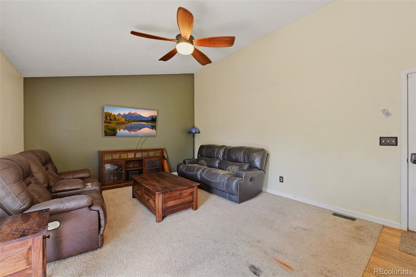 MLS Image #5 for 5800 s quatar circle,centennial, Colorado