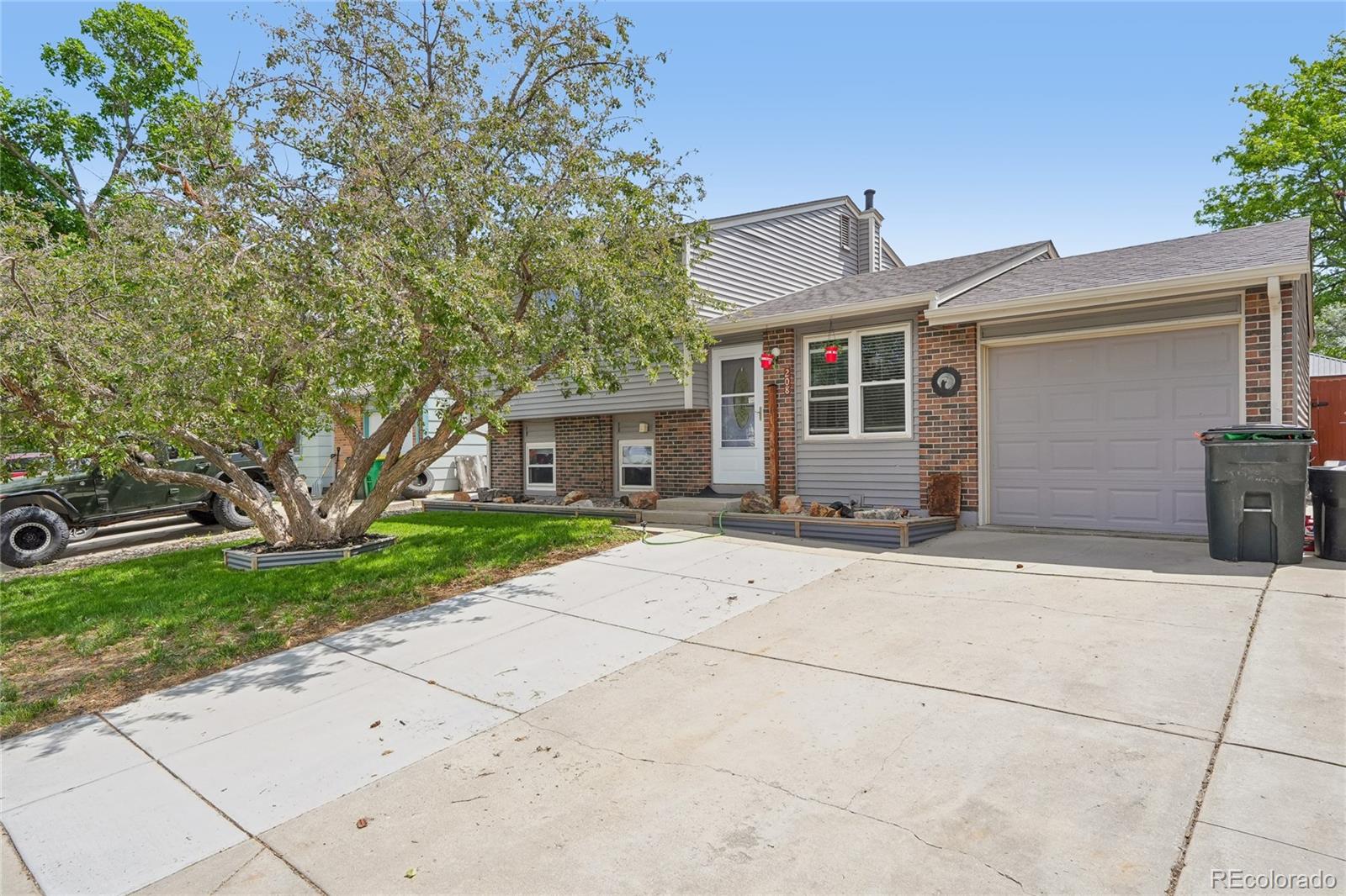 MLS Image #0 for 208  madison drive,bennett, Colorado