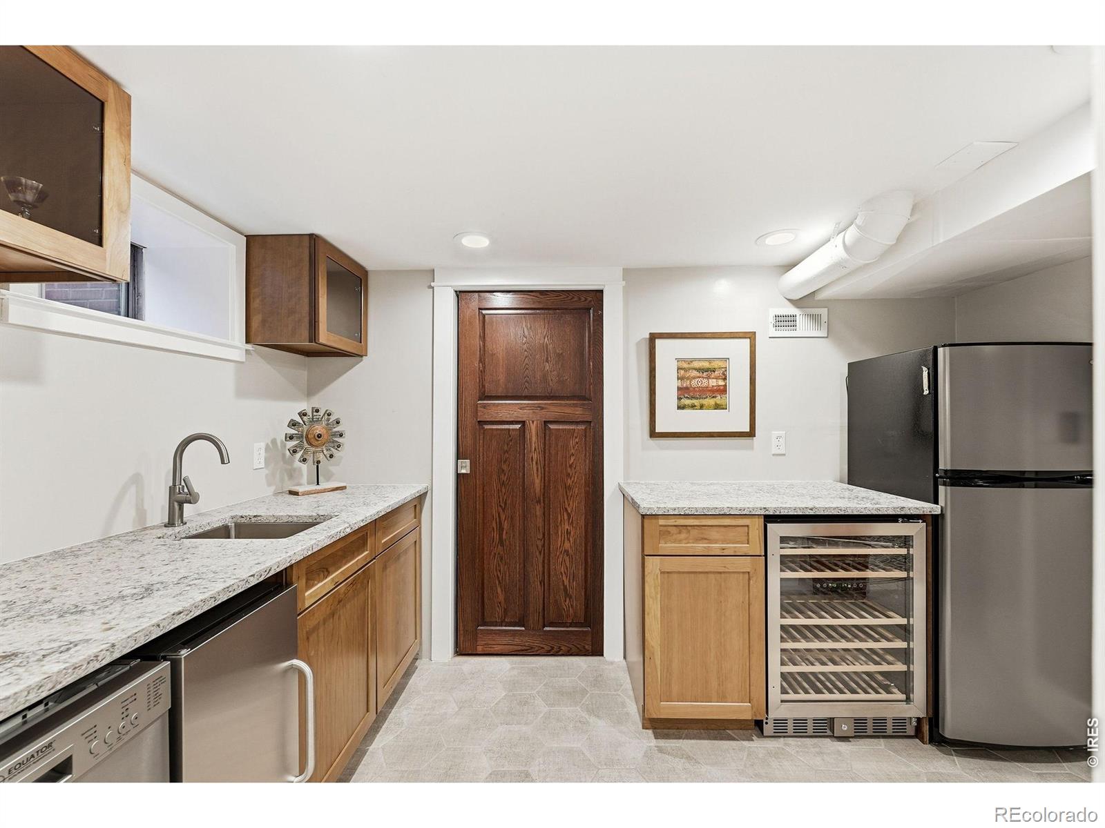 MLS Image #29 for 309 s high street,denver, Colorado