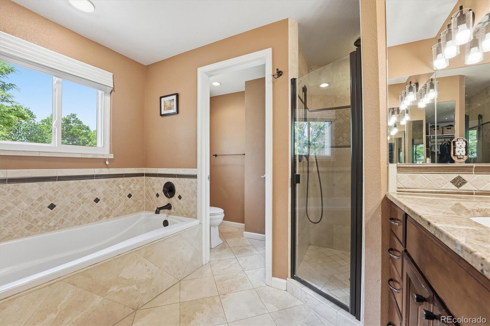 MLS Image #28 for 6068 s locust circle,centennial, Colorado