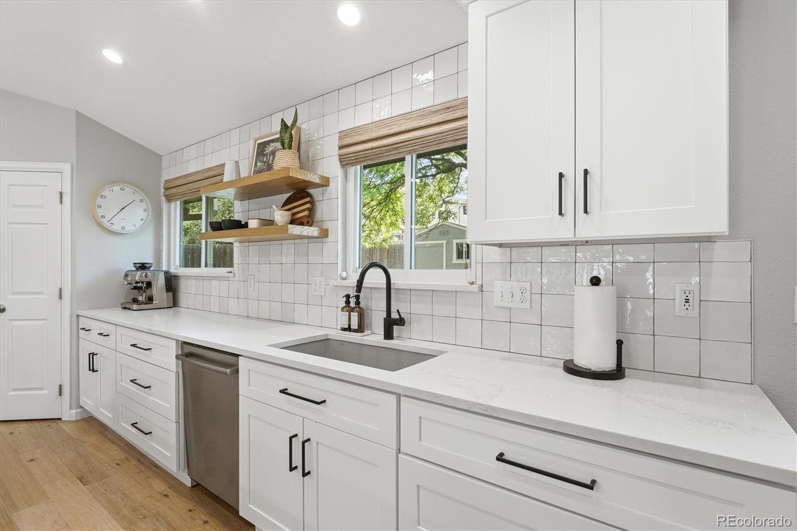 MLS Image #9 for 6068 s locust circle,centennial, Colorado