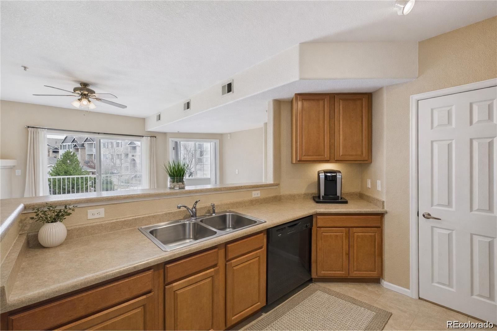 MLS Image #7 for 15700 e jamison drive 9-203,englewood, Colorado