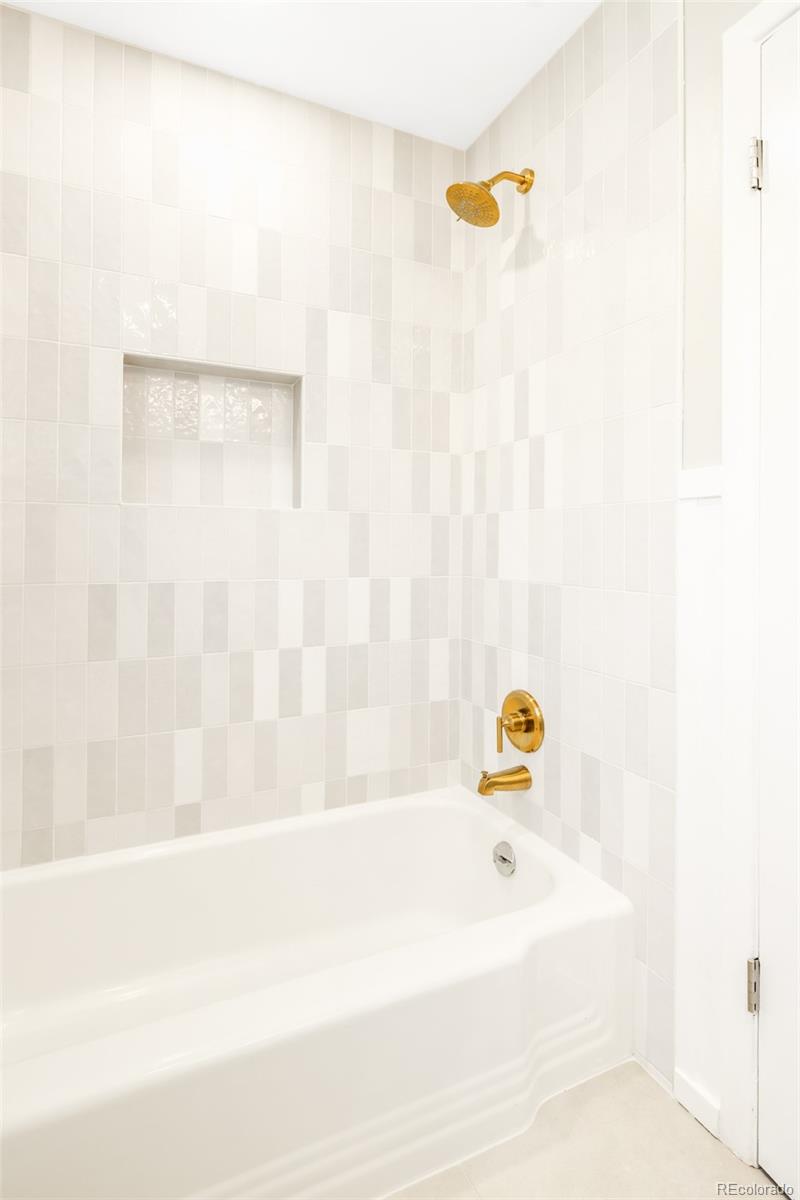MLS Image #29 for 6570 s high street,centennial, Colorado