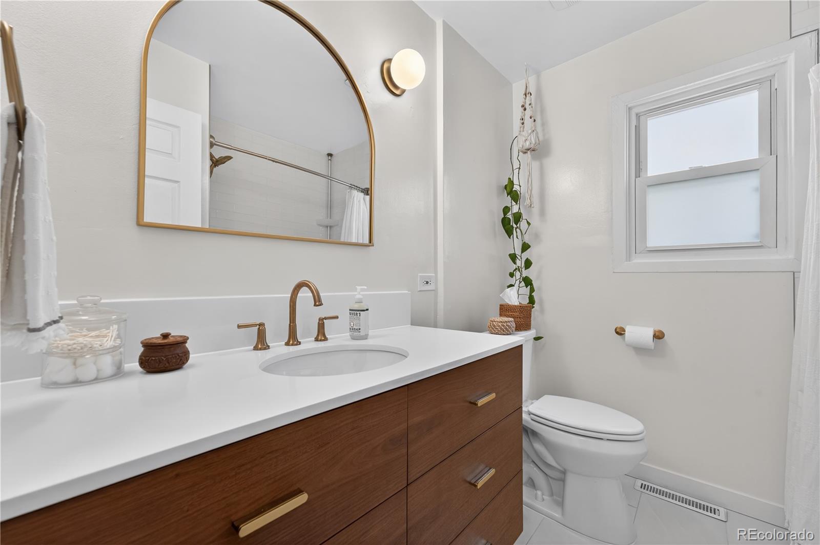 MLS Image #16 for 210 s bryant street,denver, Colorado
