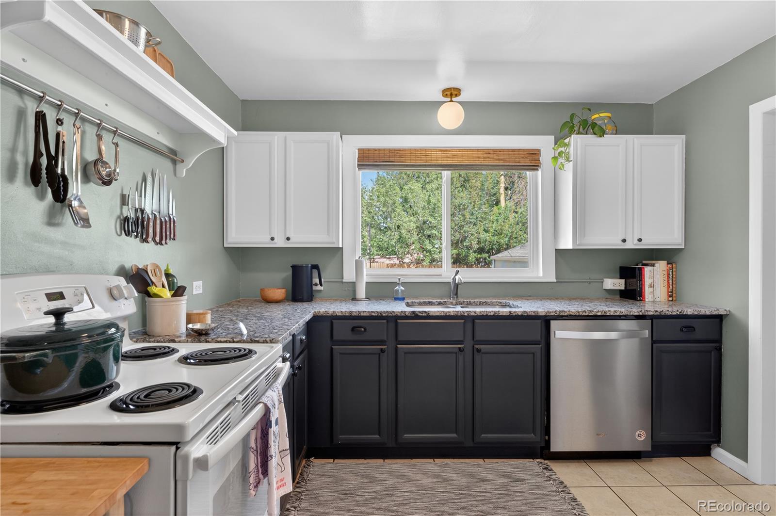 MLS Image #9 for 210 s bryant street,denver, Colorado