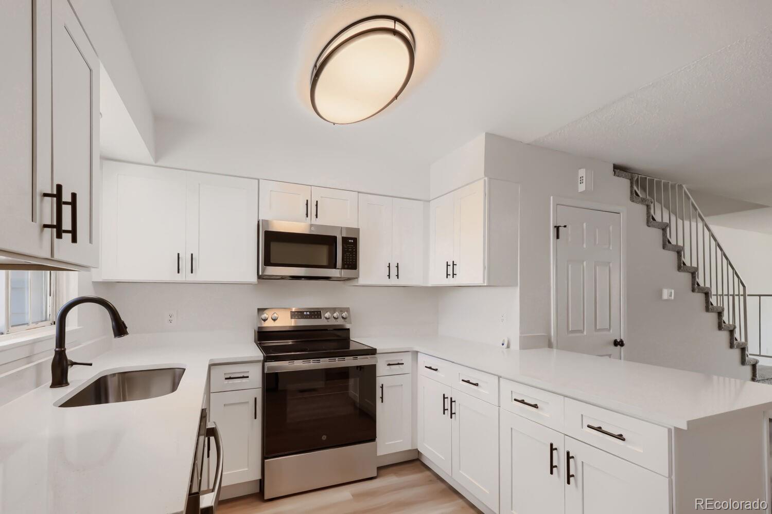 MLS Image #8 for 6757 s independence street,littleton, Colorado
