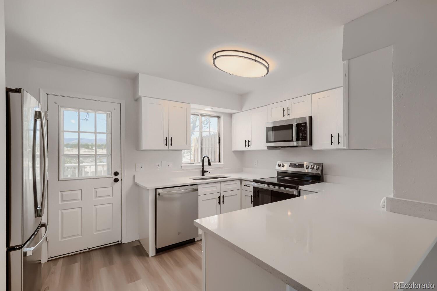 MLS Image #9 for 6757 s independence street,littleton, Colorado