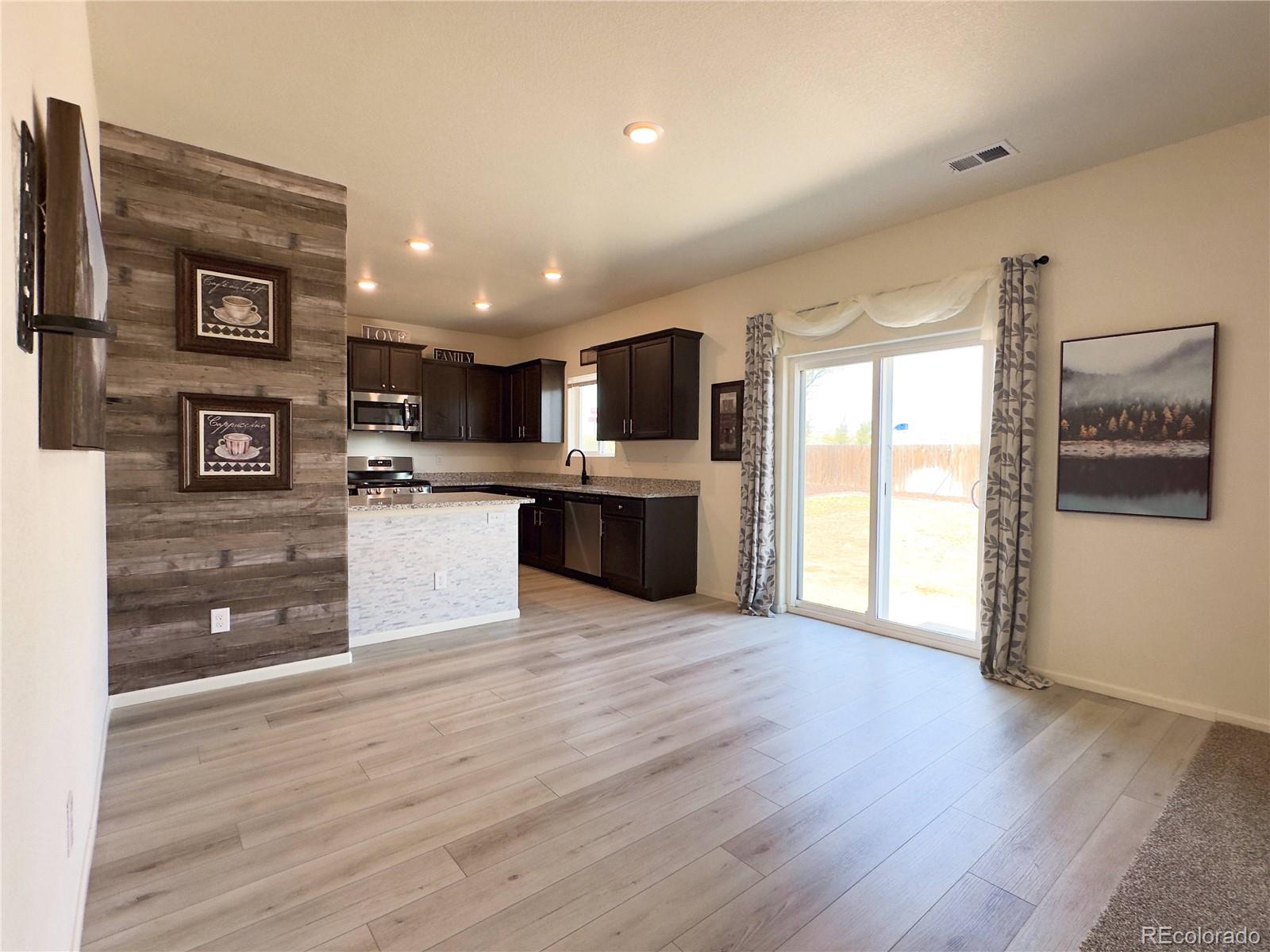MLS Image #6 for 207  clayton avenue,keenesburg, Colorado