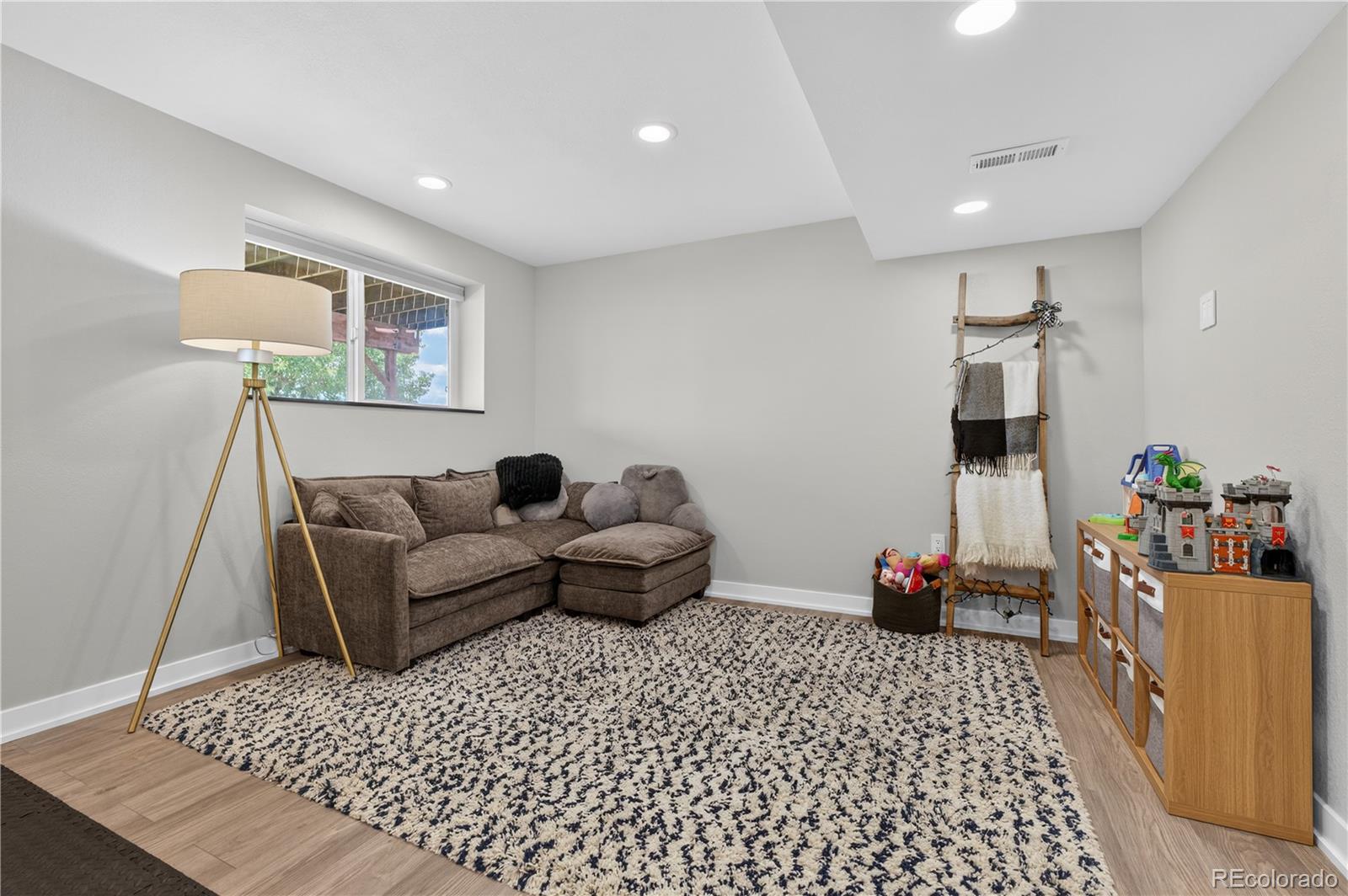 MLS Image #25 for 22104 e belleview lane,aurora, Colorado