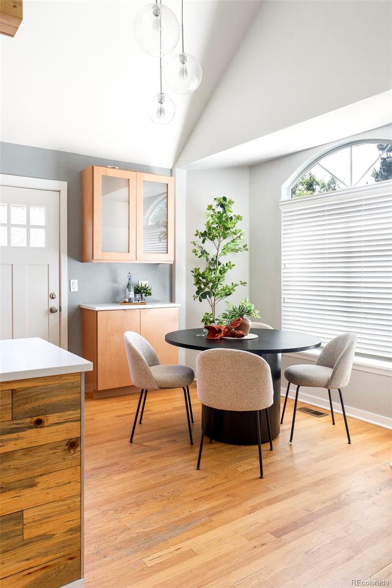 MLS Image #6 for 2252 s ogden street,denver, Colorado