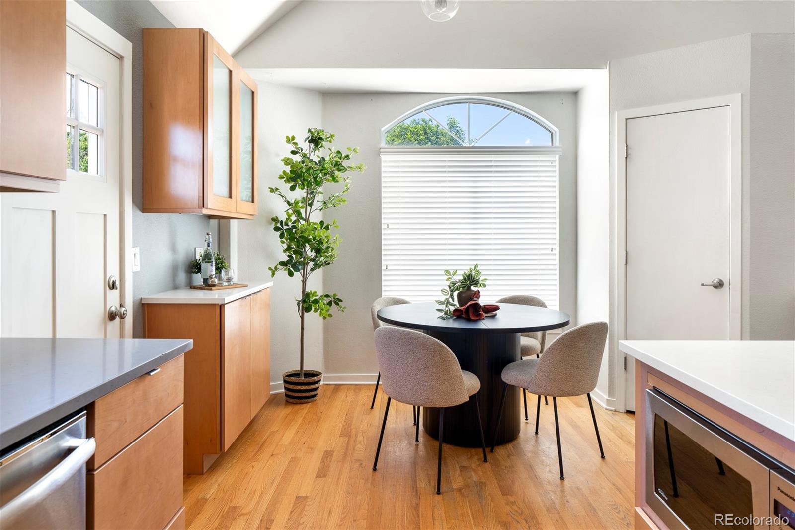MLS Image #9 for 2252 s ogden street,denver, Colorado