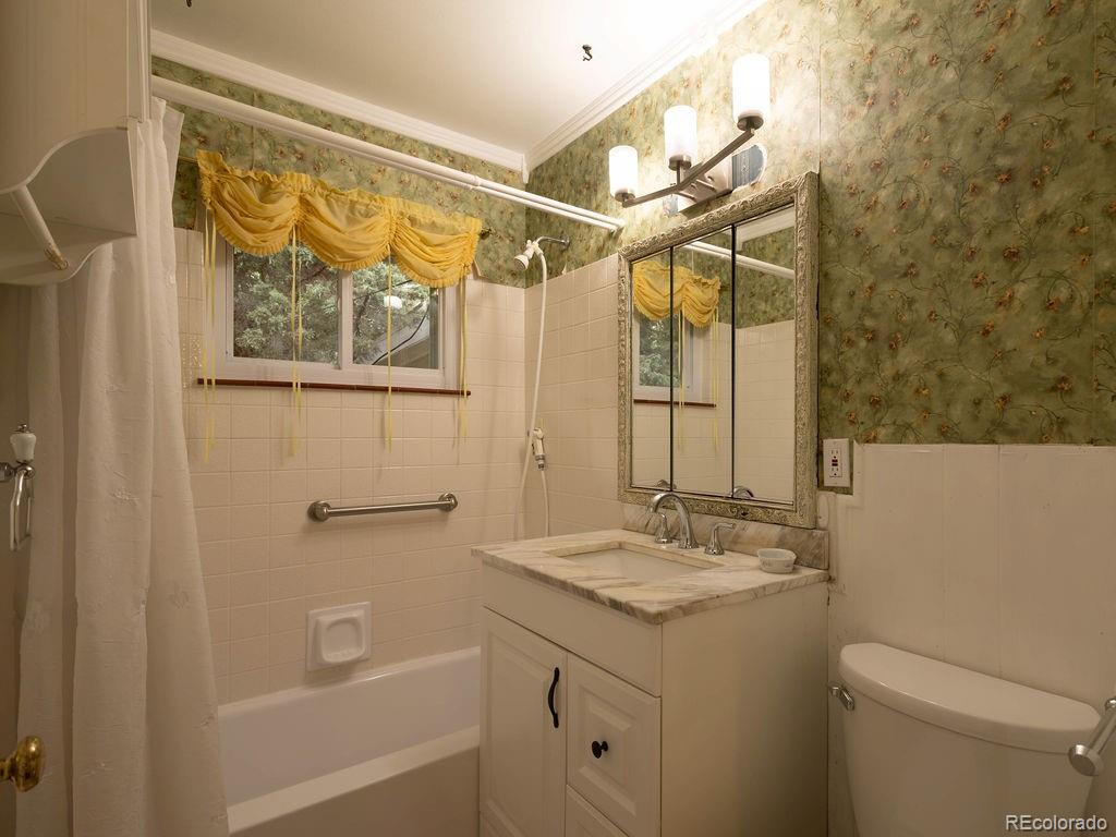 MLS Image #18 for 2835 s winona court,denver, Colorado