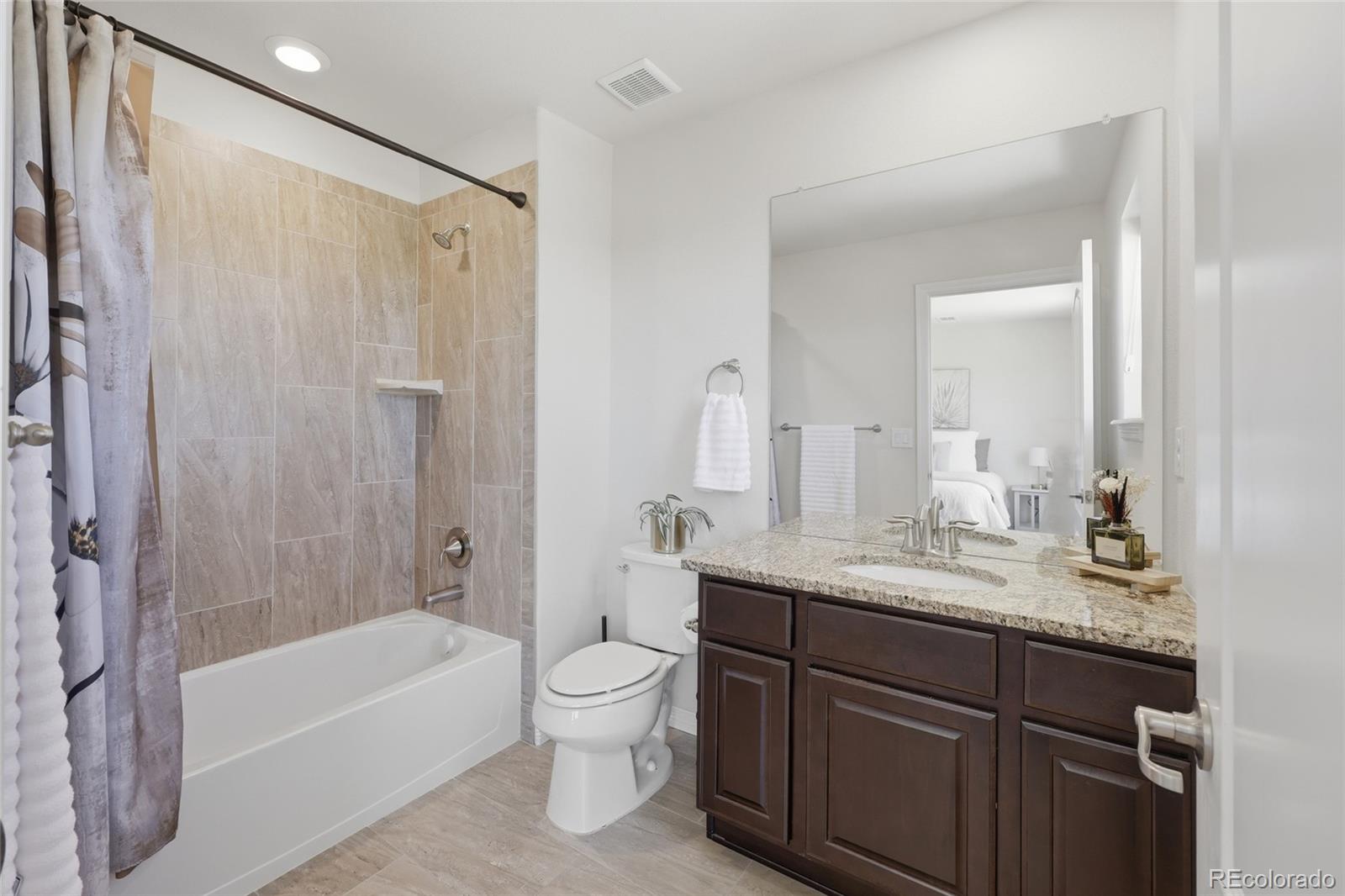 MLS Image #23 for 7940 s blackstone parkway,aurora, Colorado