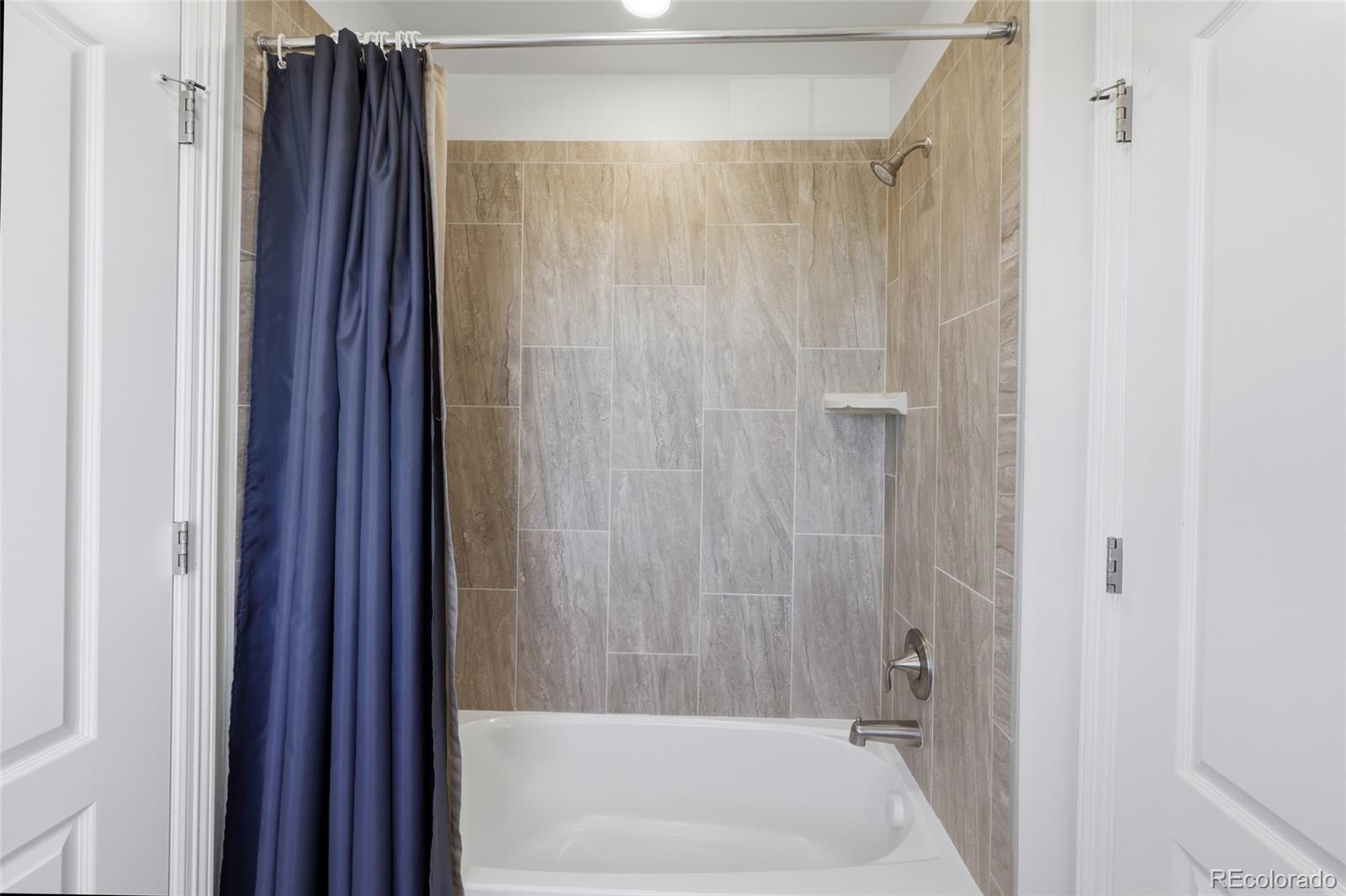 MLS Image #29 for 7940 s blackstone parkway,aurora, Colorado