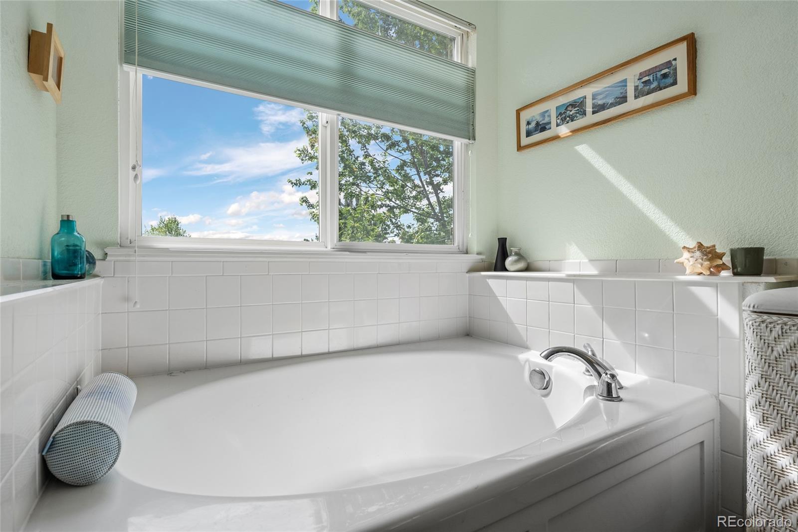MLS Image #17 for 635  golden eagle circle,golden, Colorado