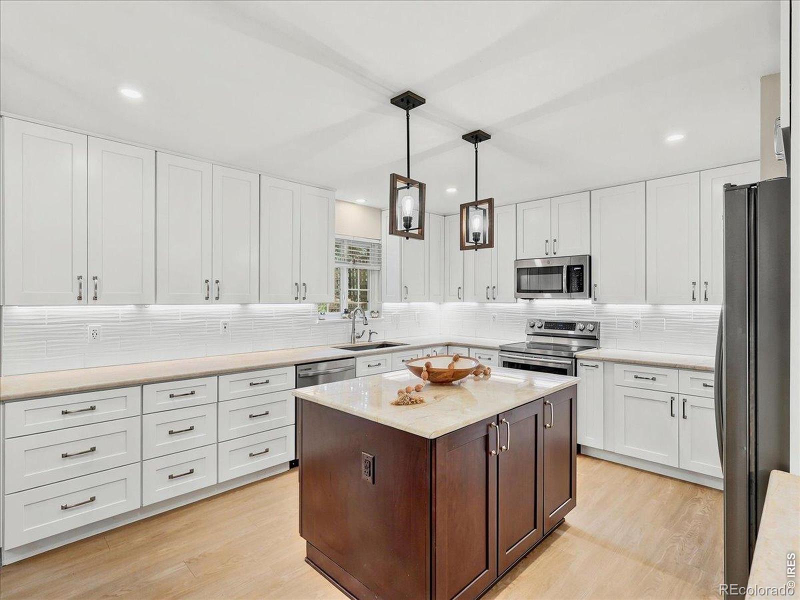MLS Image #19 for 1805  agate court,loveland, Colorado