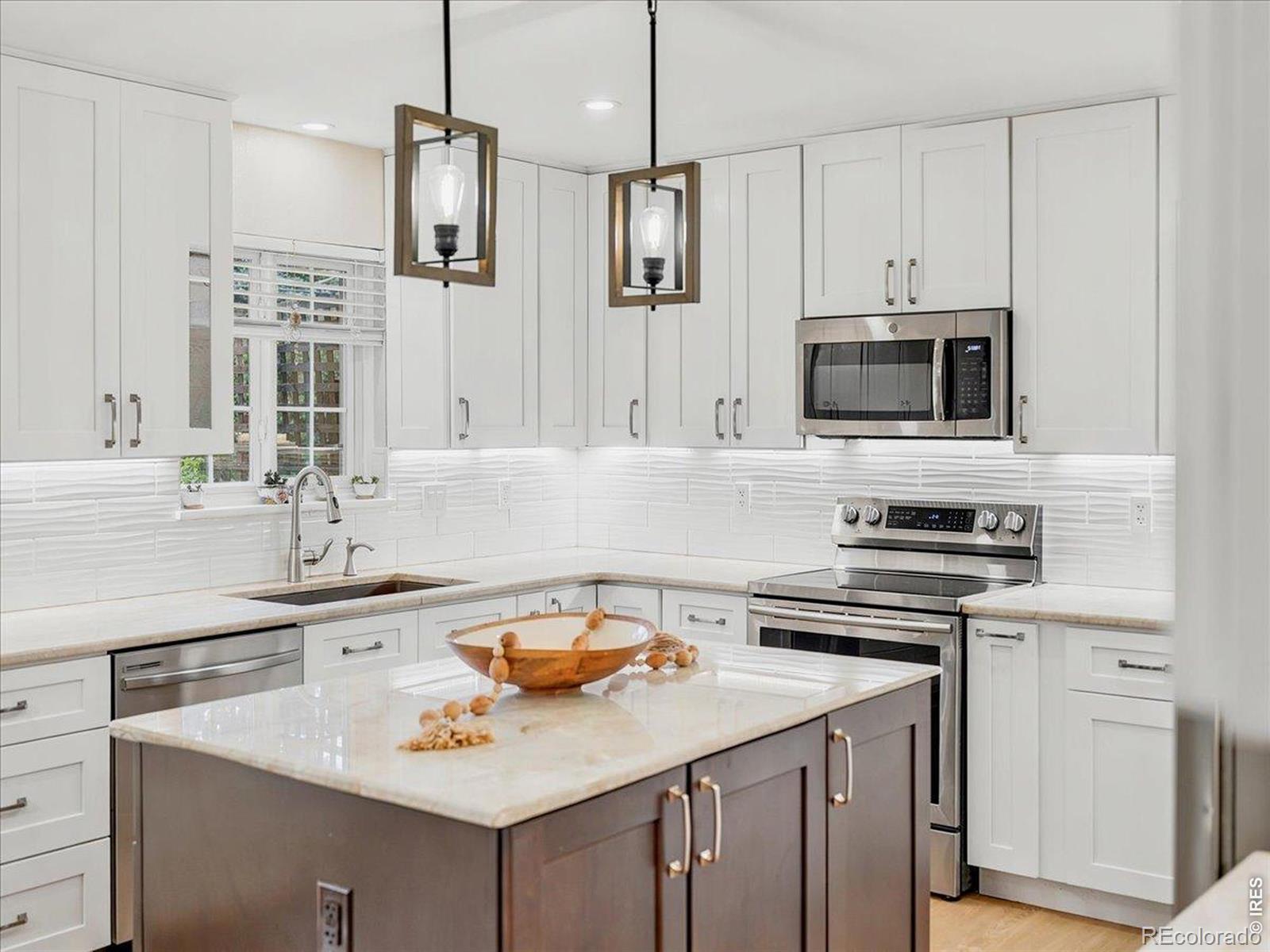 MLS Image #21 for 1805  agate court,loveland, Colorado